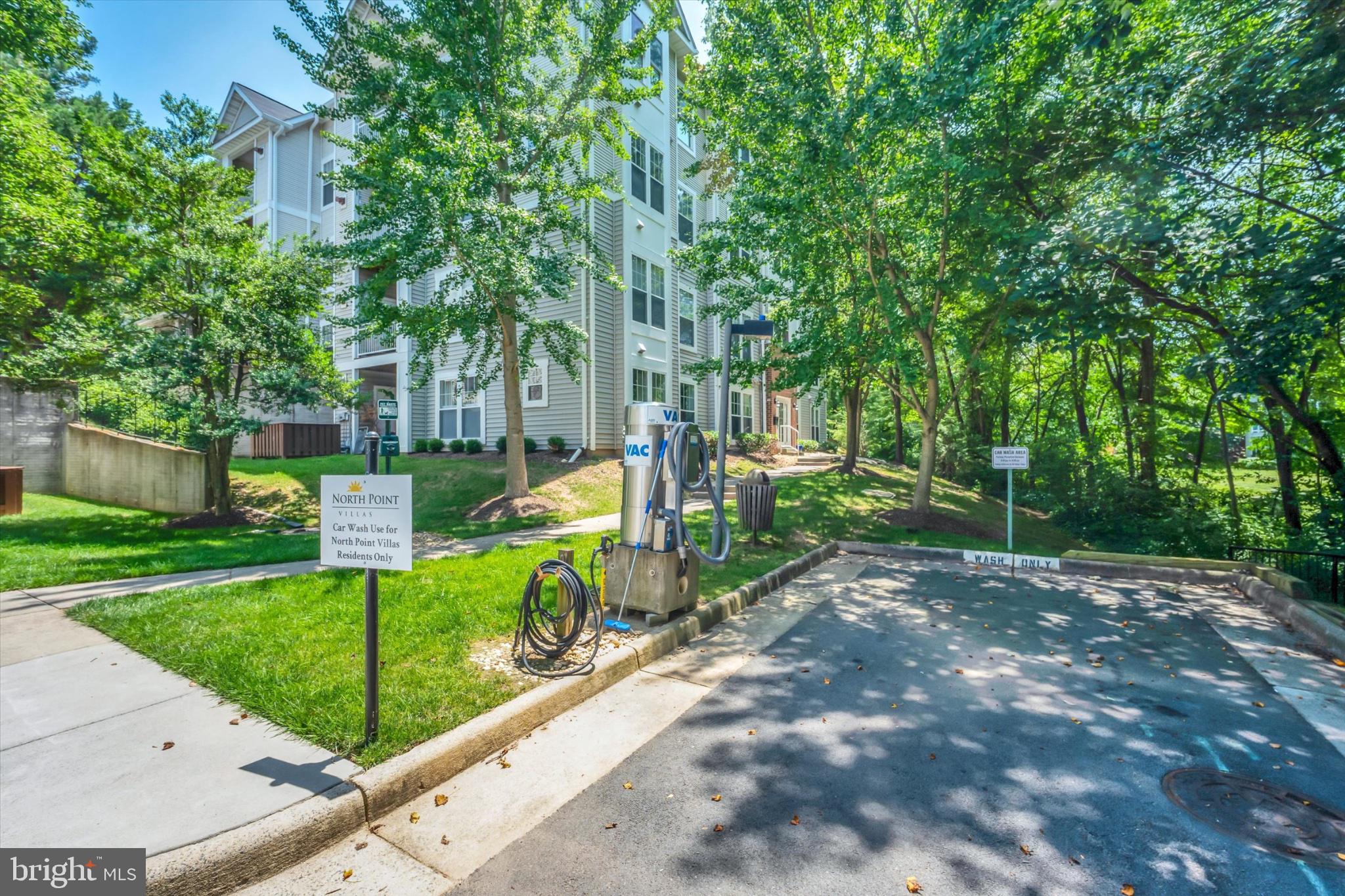 1516 N POINT DRIVE 0001