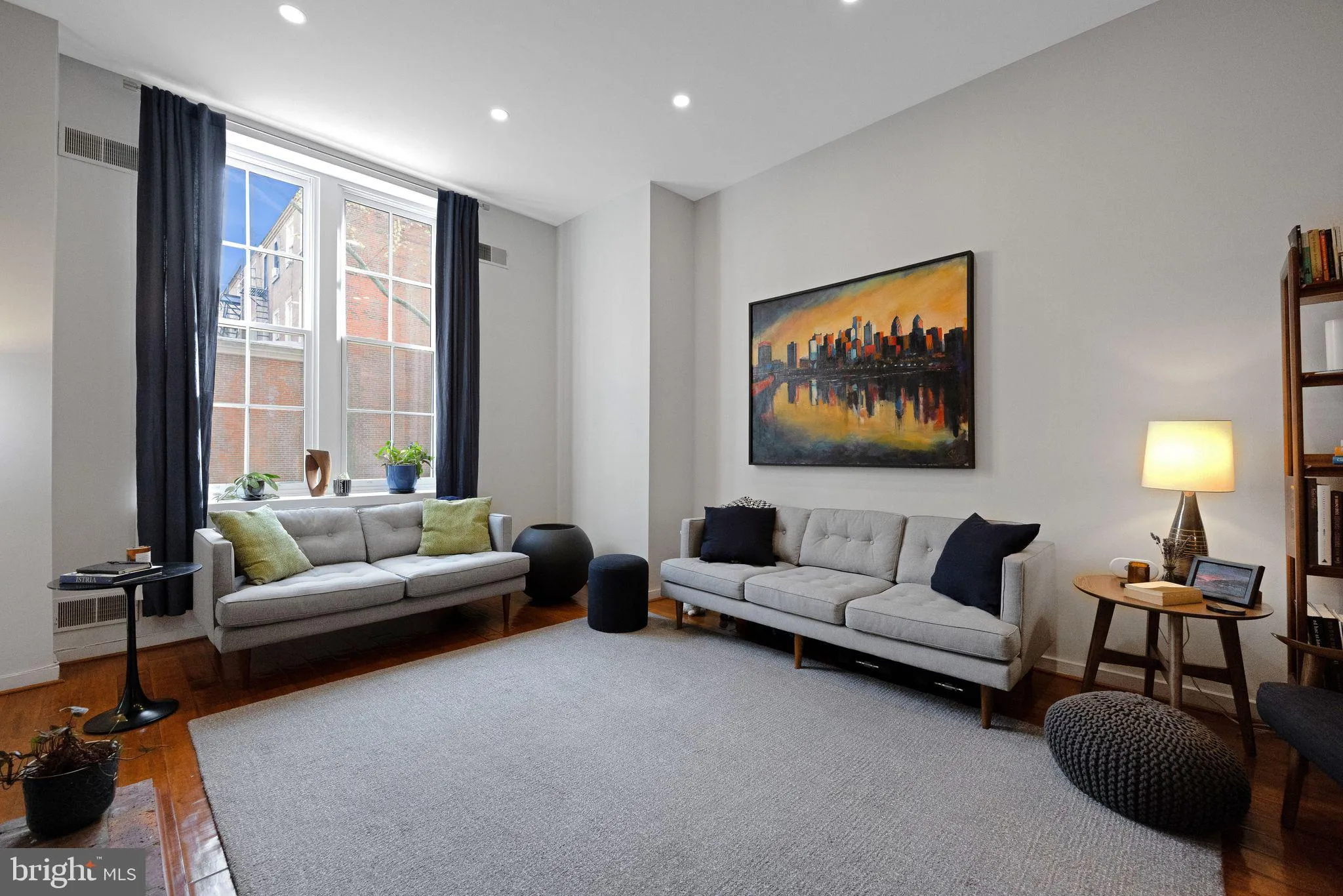 Philadelphia, Pennsylvania 19107, United States, 1 Bedroom Bedrooms, ,1 BathroomBathrooms,Residential,Active,121065