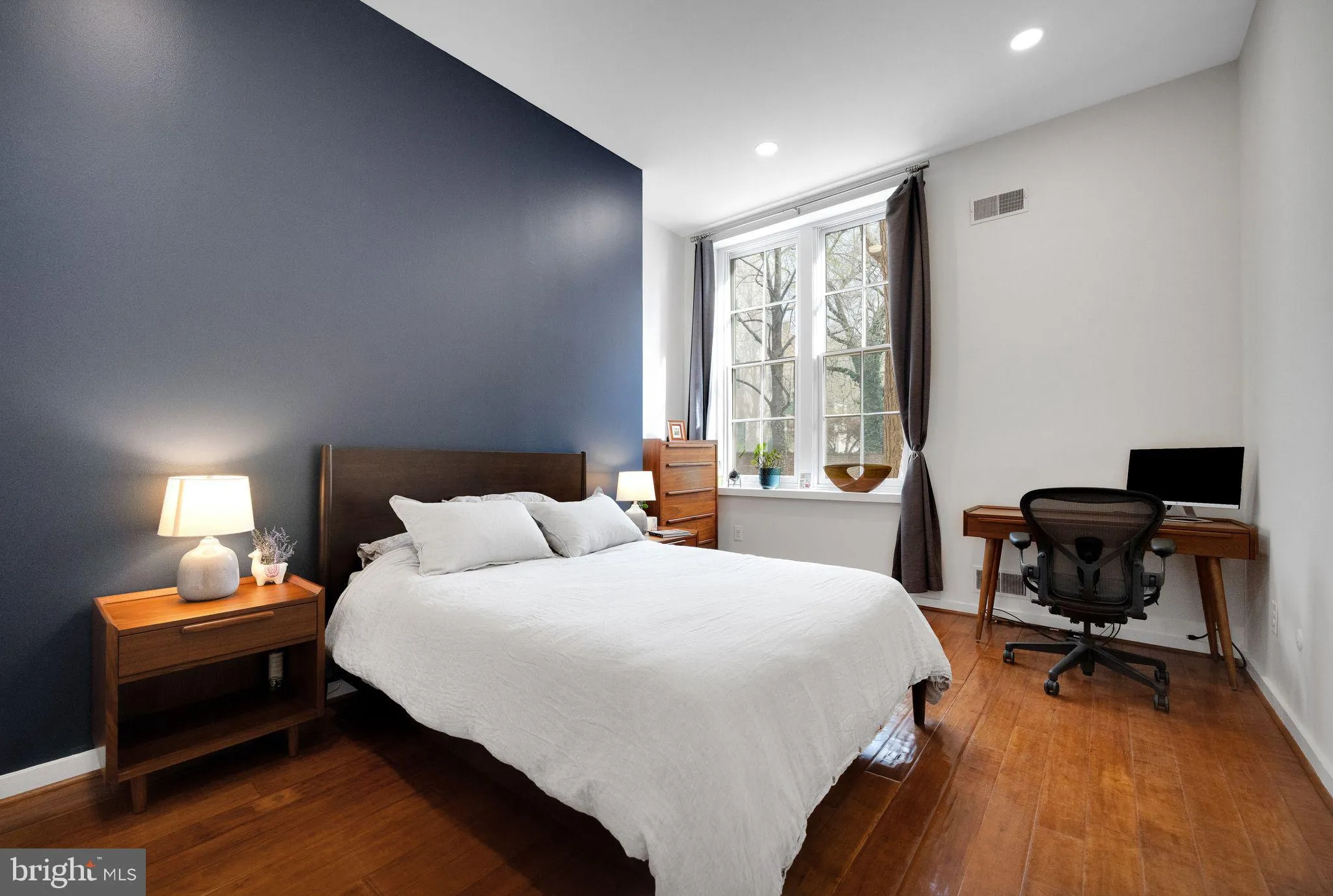 Philadelphia, Pennsylvania 19107, United States, 1 Bedroom Bedrooms, ,1 BathroomBathrooms,Residential,Active,121065