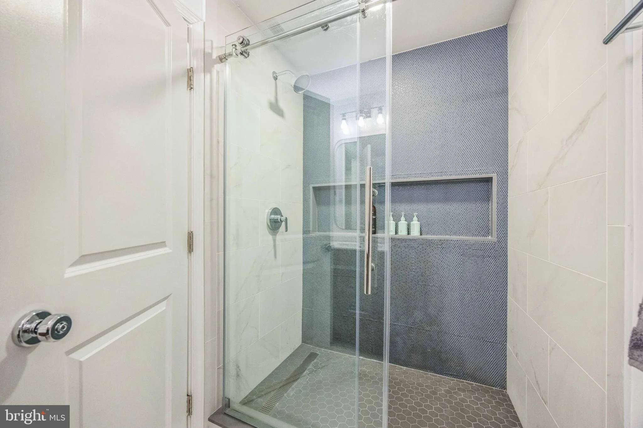 Philadelphia, Pennsylvania 19107, United States, 1 Bedroom Bedrooms, ,1 BathroomBathrooms,Residential,Active,121065