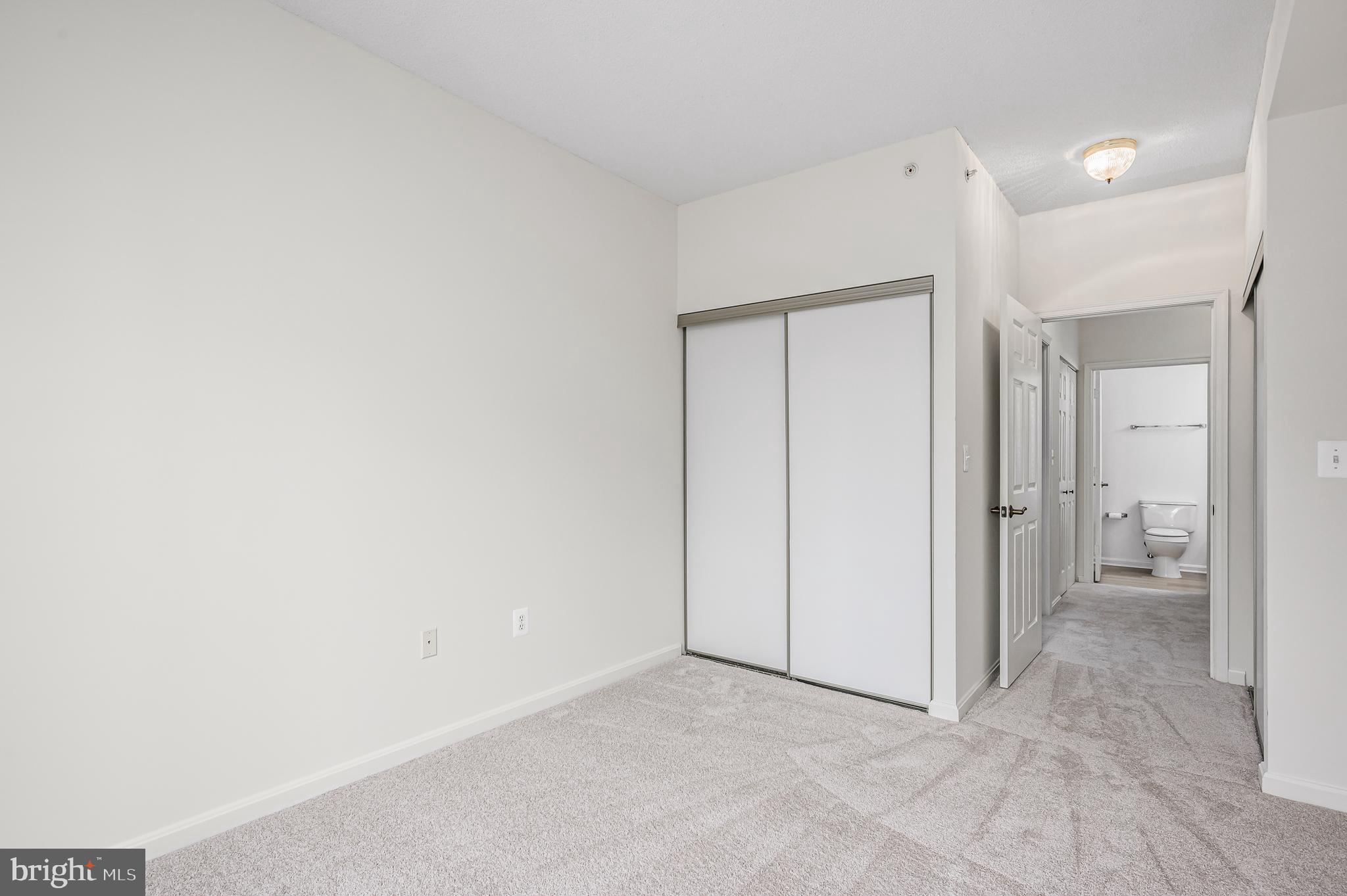 LANSDOWNE WOODS - Residential