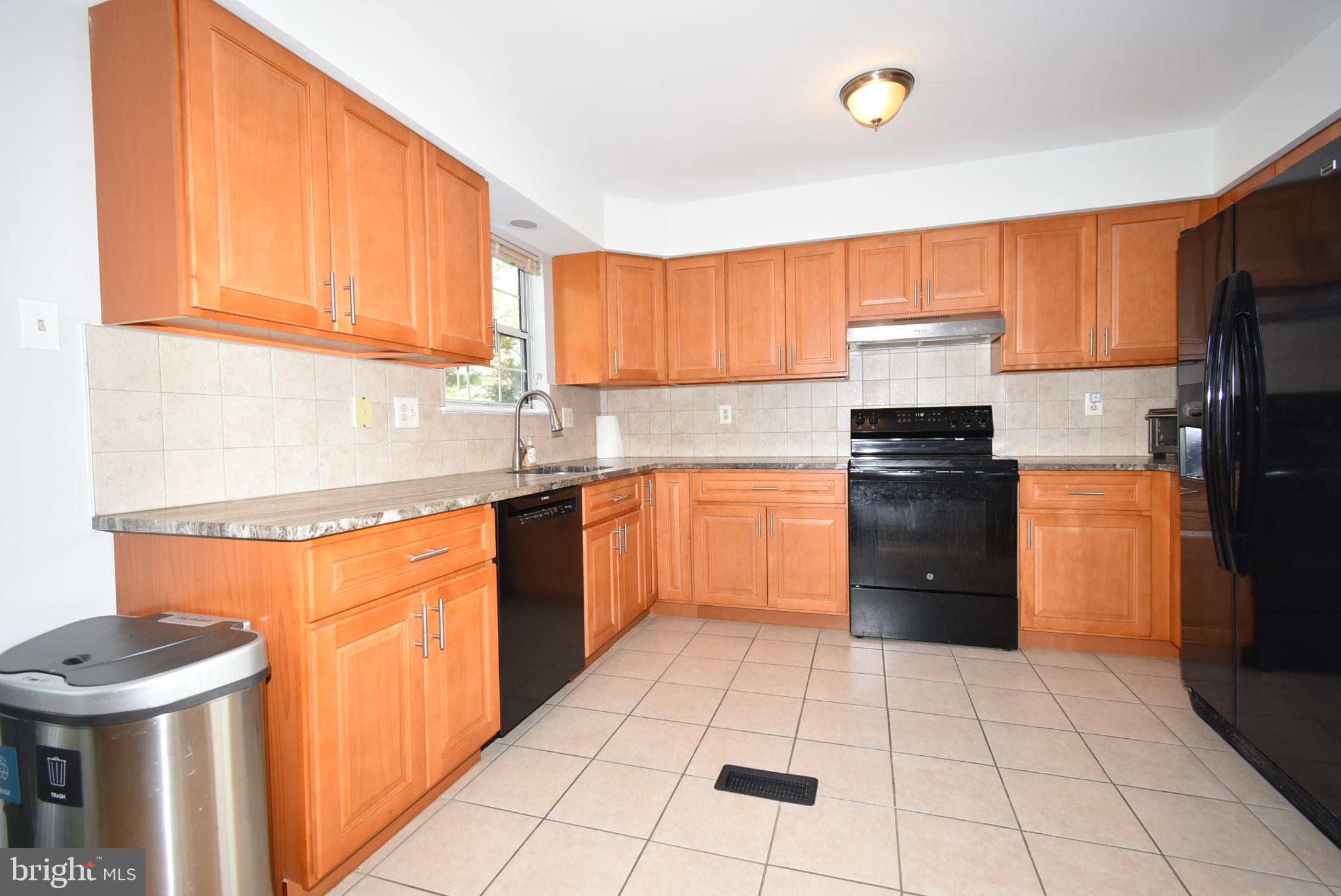 DORSEY SEARCH - Residential Lease