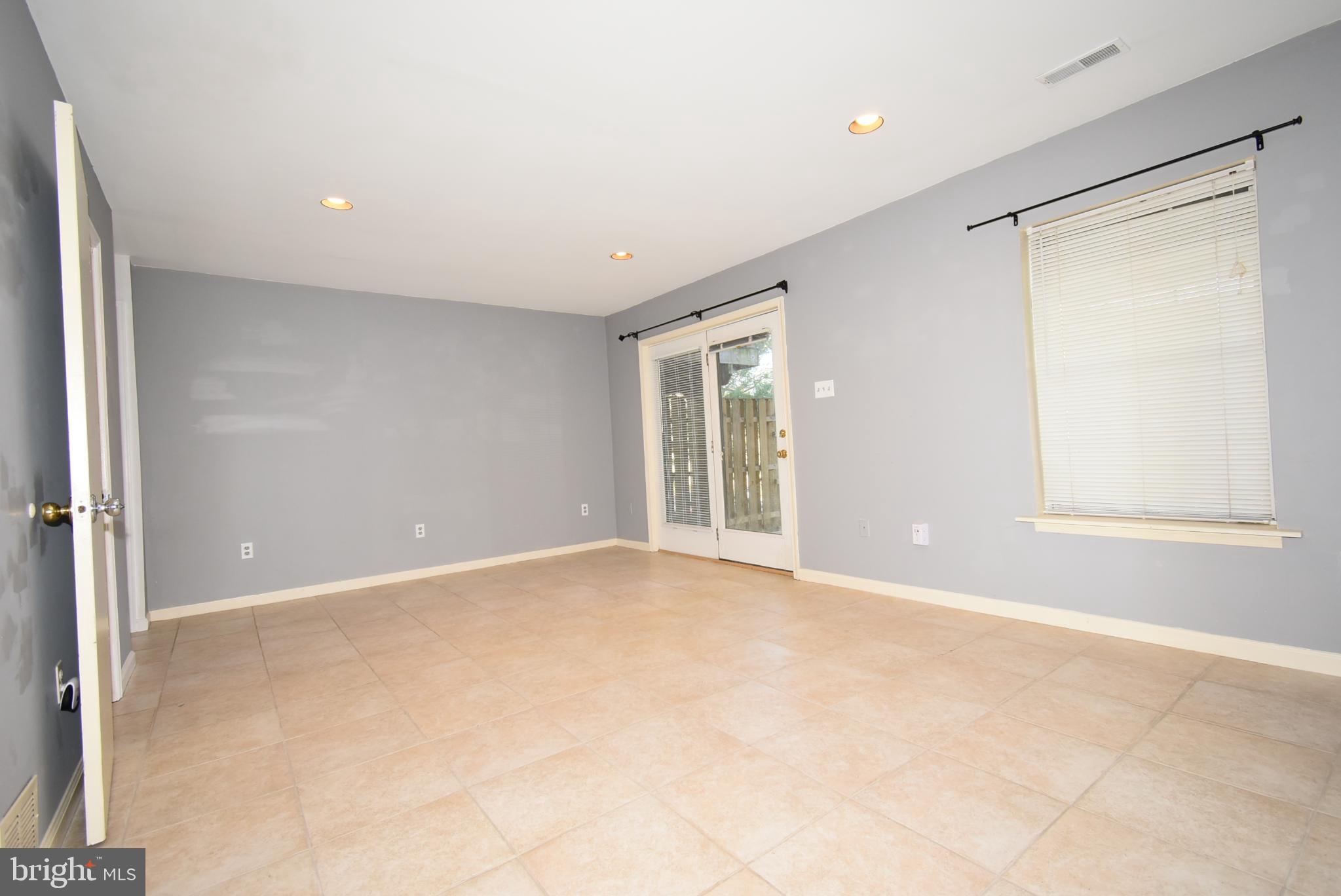 DORSEY SEARCH - Residential Lease