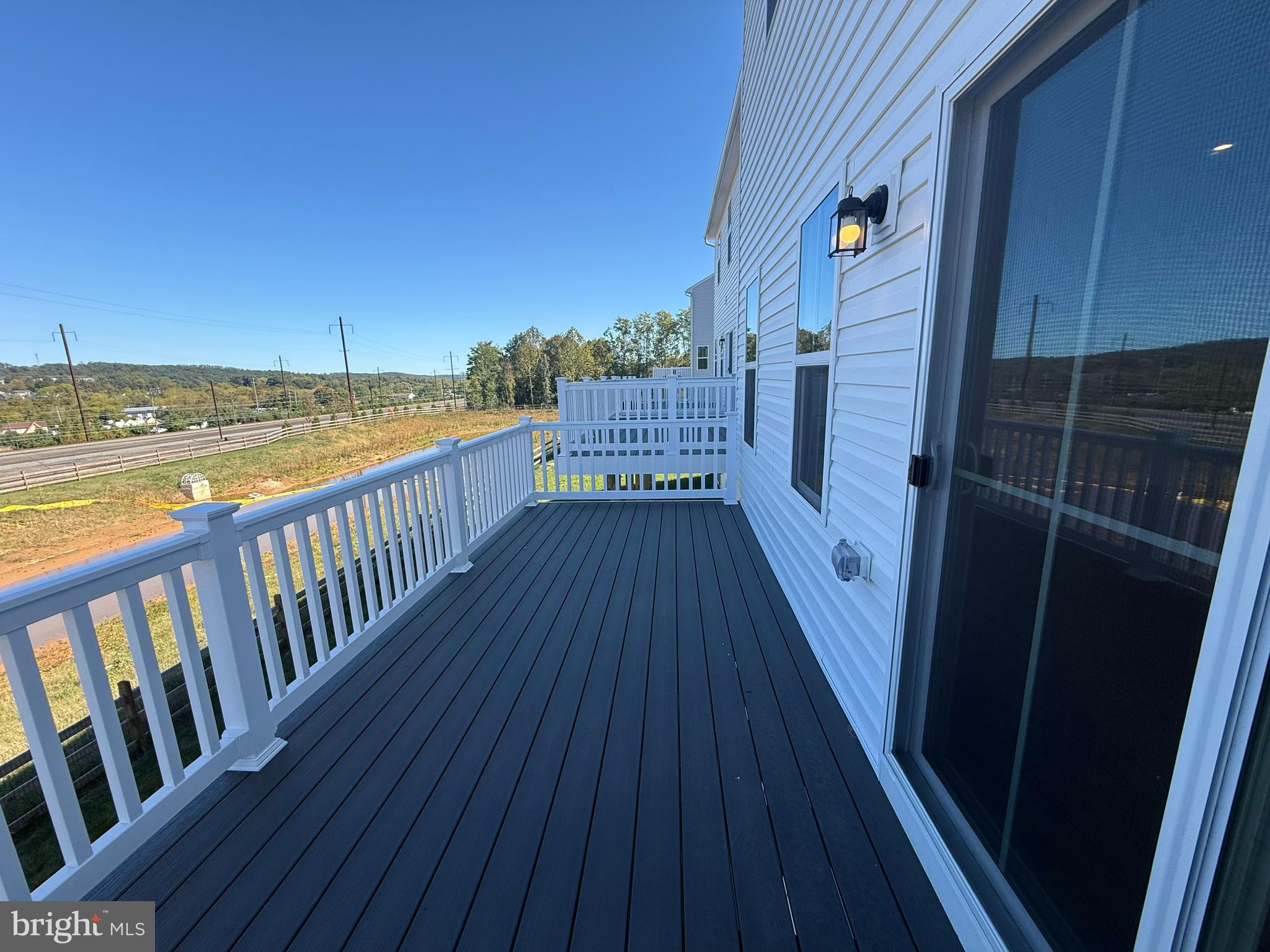 THORNDALE WOODS - Residential Lease