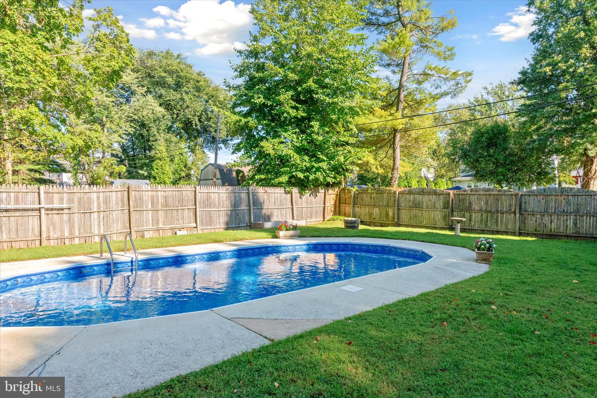 LANSDOWNE - Residential