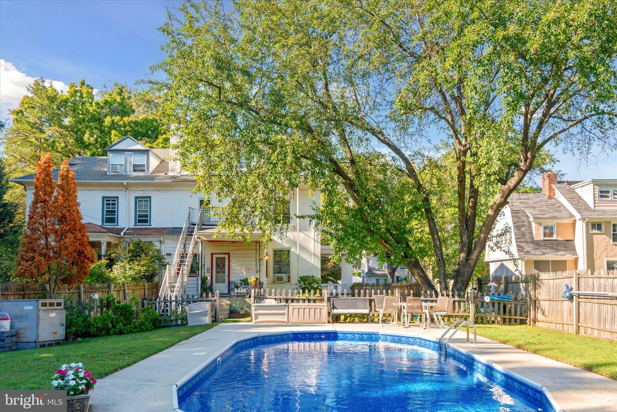 LANSDOWNE - Residential