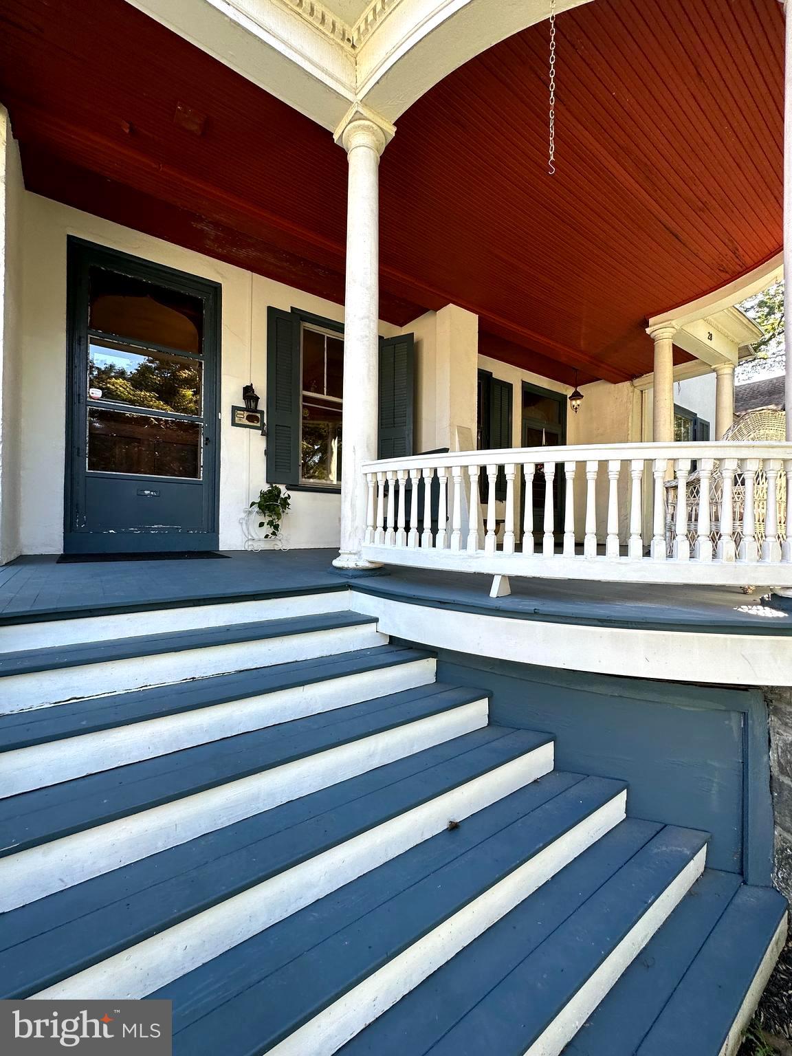 LANSDOWNE - Residential