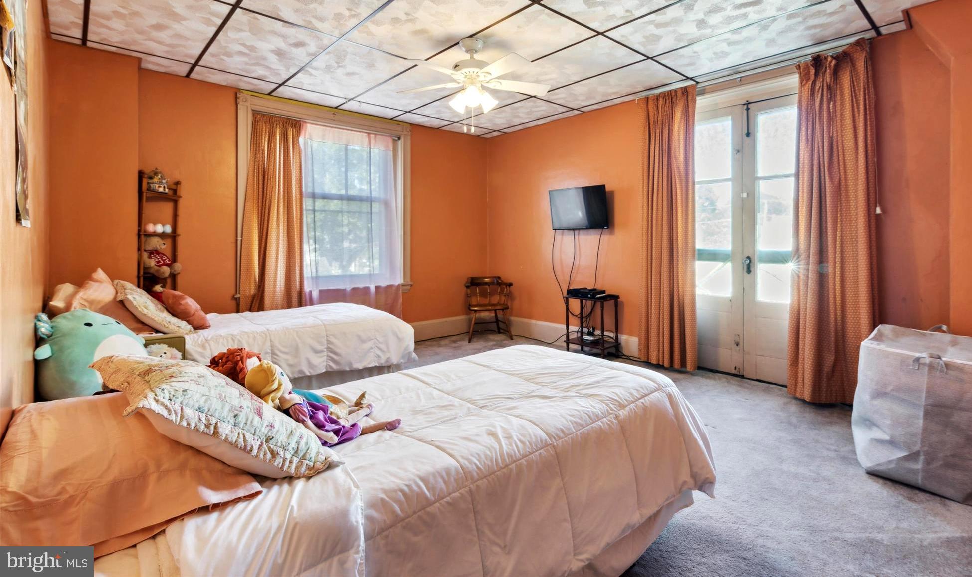 LANSDOWNE - Residential