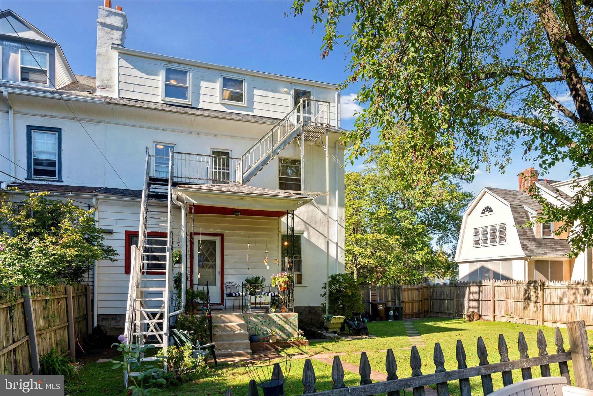 LANSDOWNE - Residential