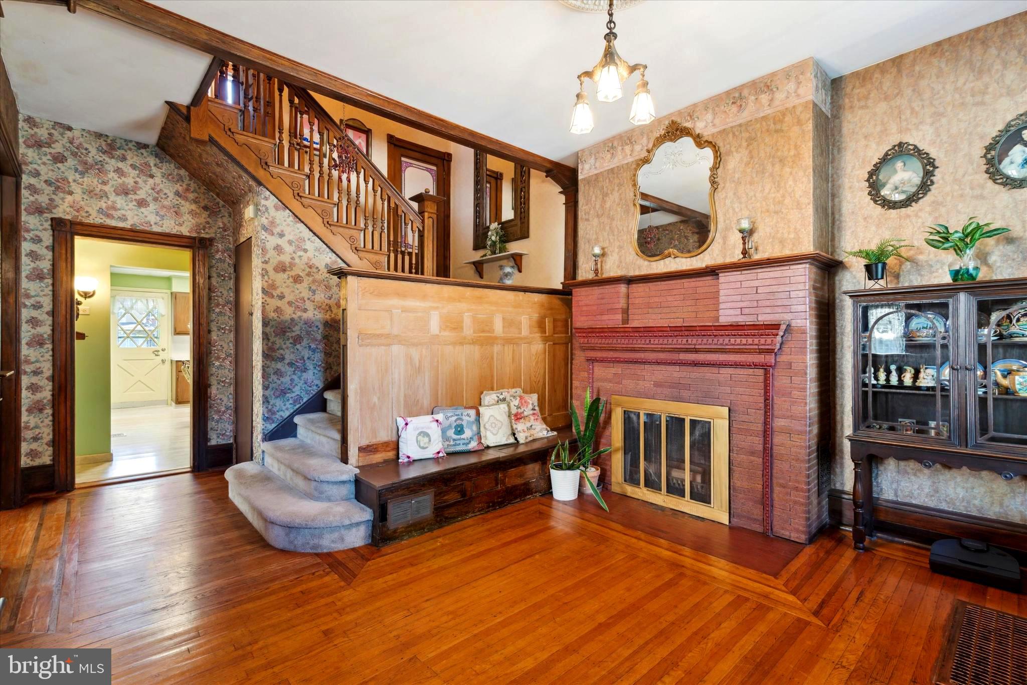 LANSDOWNE - Residential