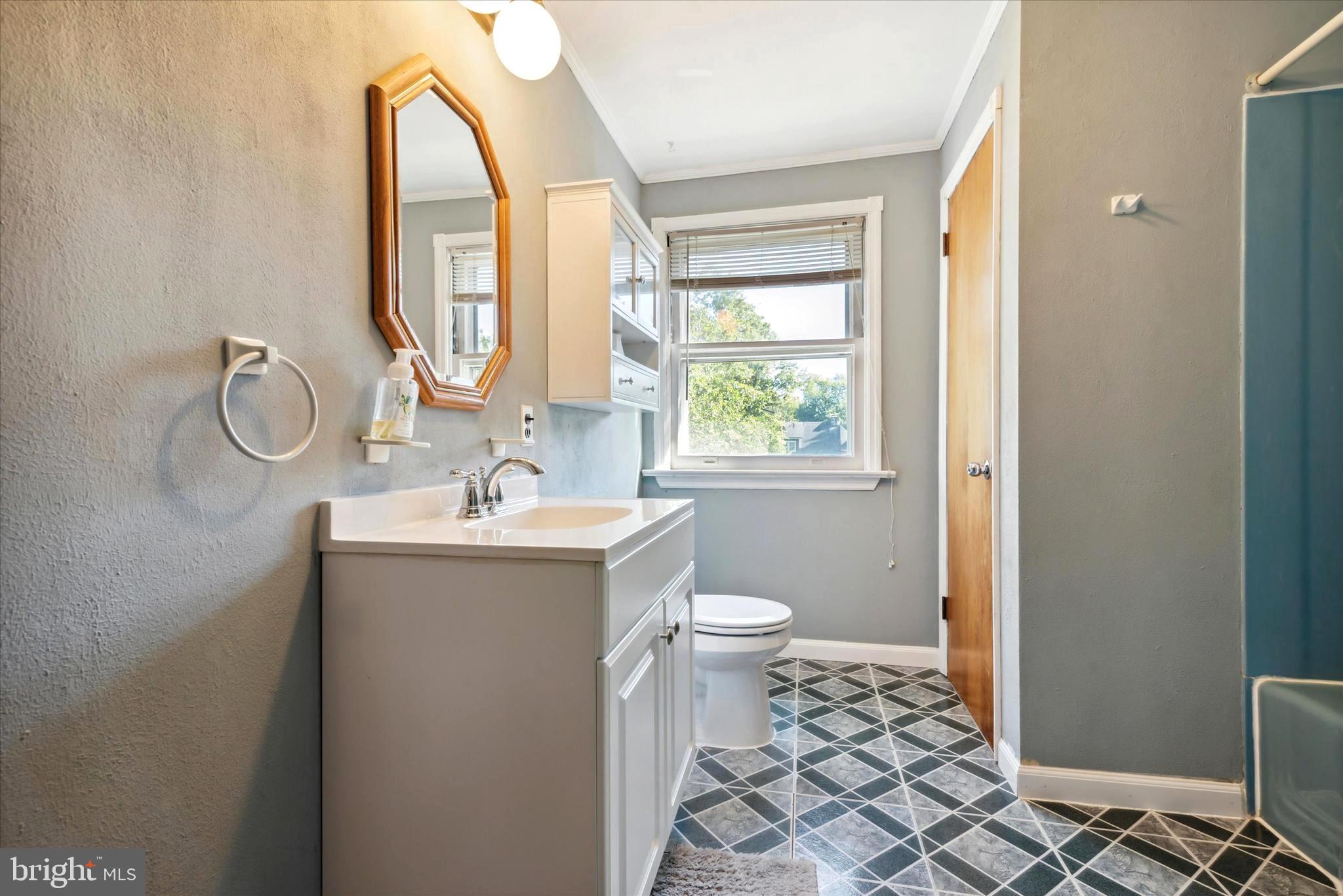 LANSDOWNE - Residential