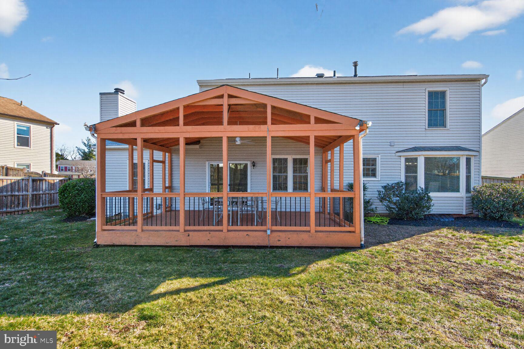 BELLE POND FARM - Residential