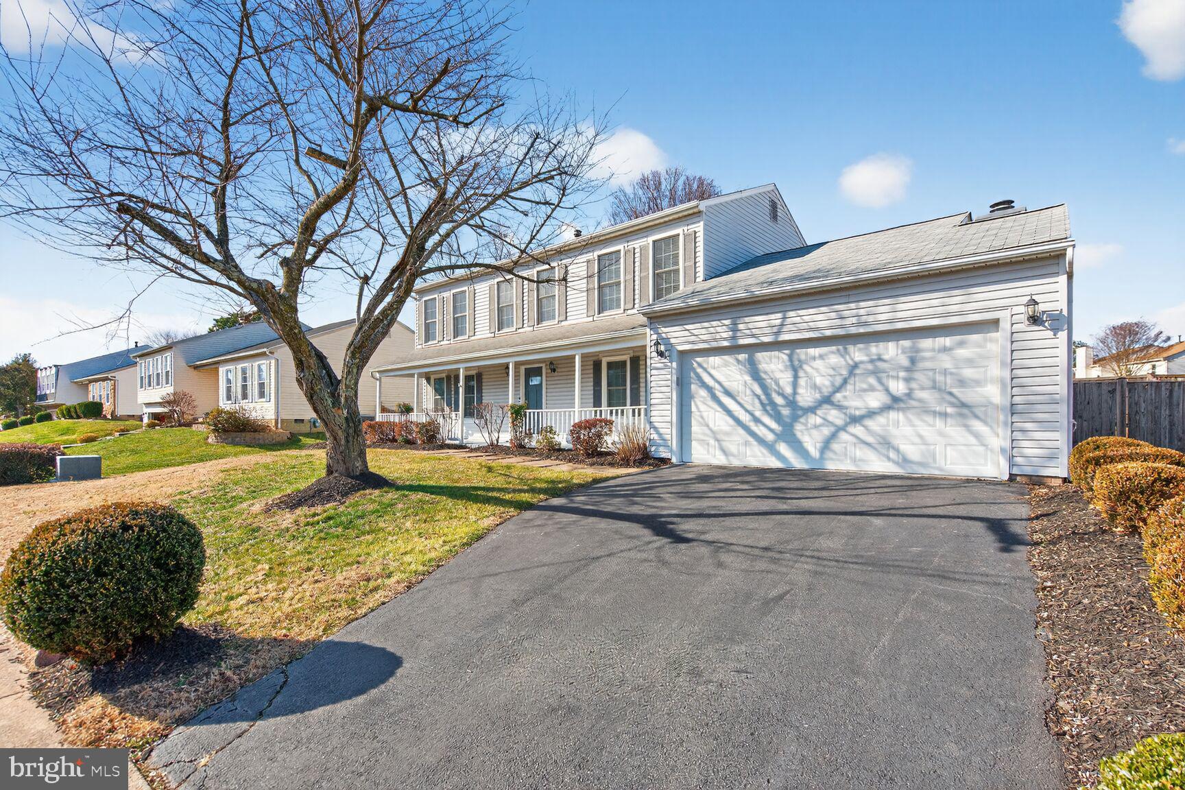 5502 BUGGY WHIP DRIVE