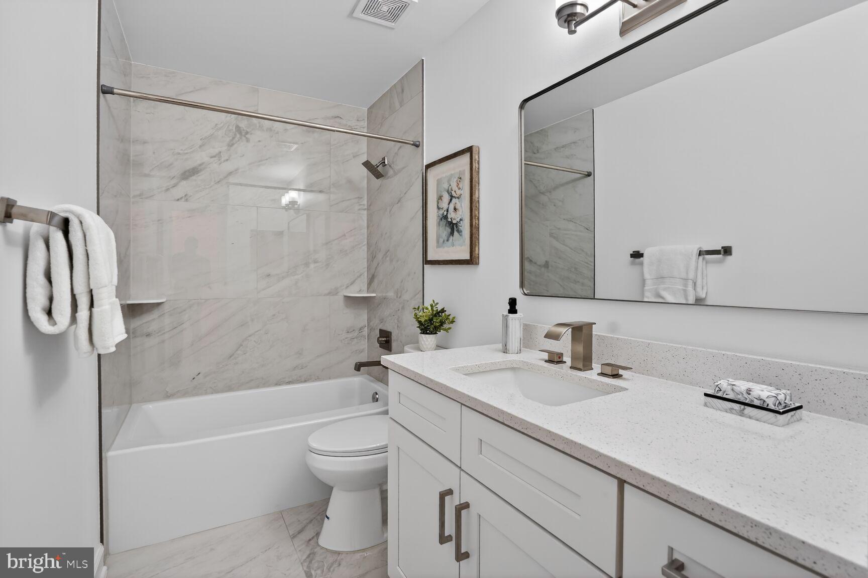 BELLE POND FARM - Residential