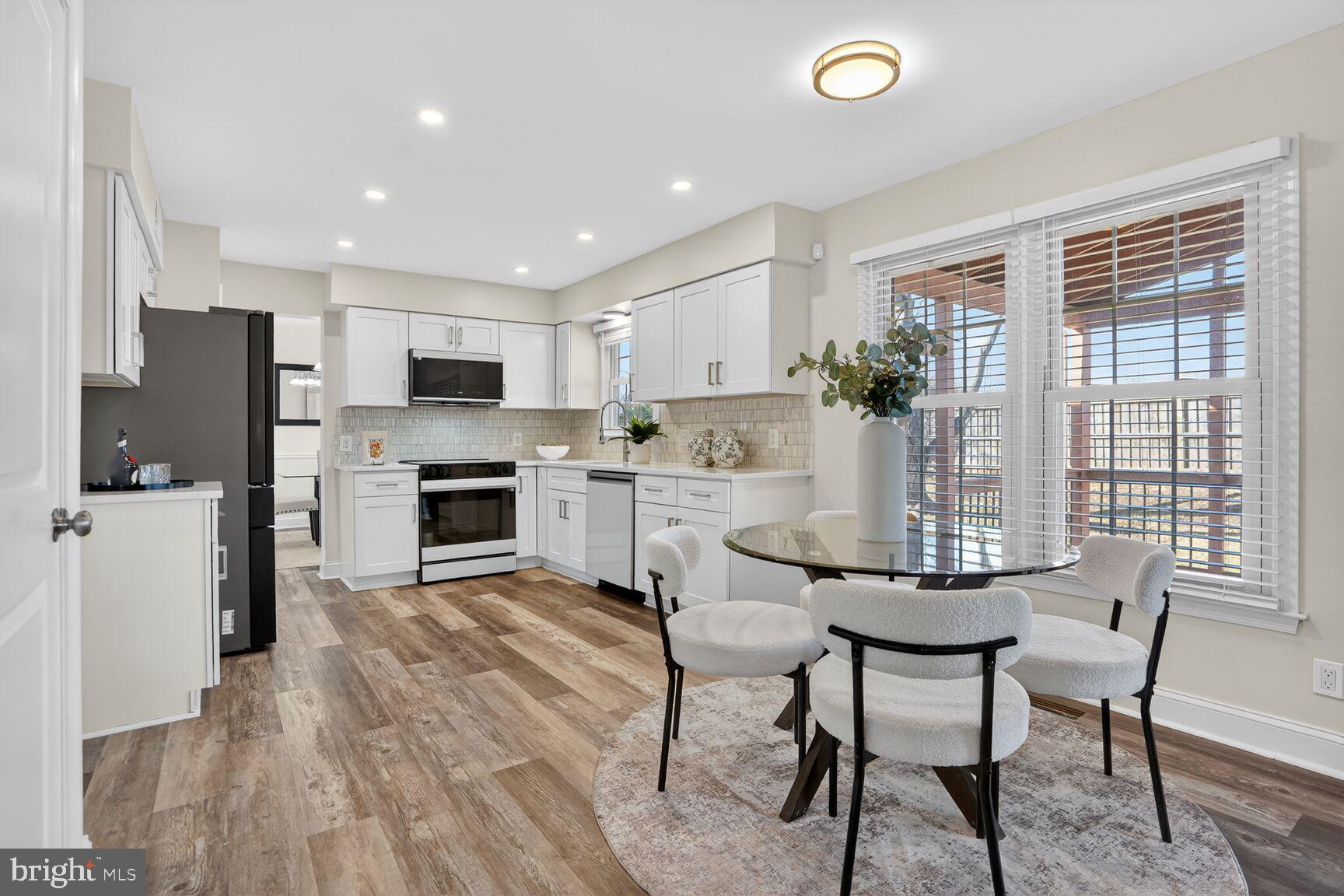 BELLE POND FARM - Residential