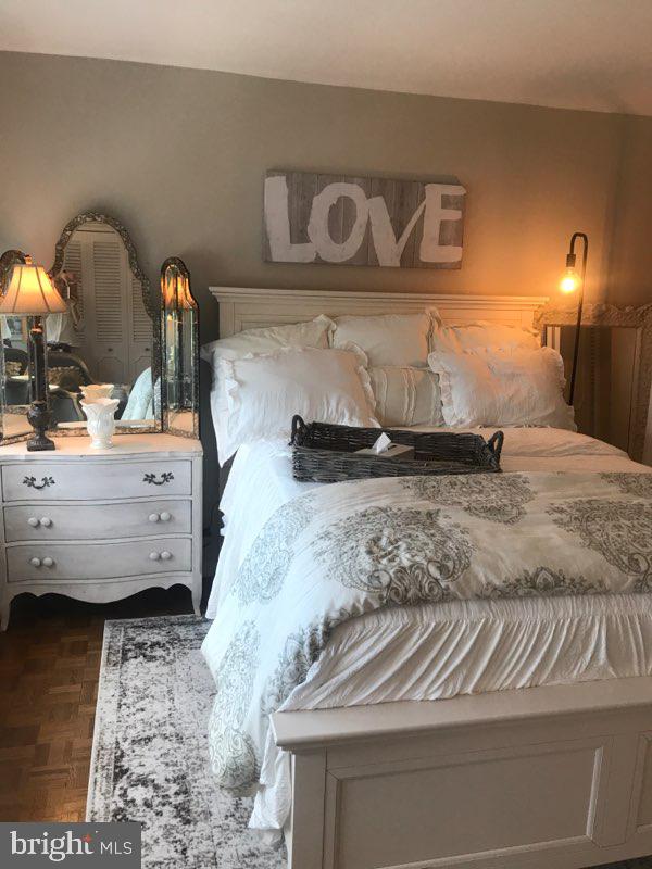 TROLLEY SQUARE - Residential