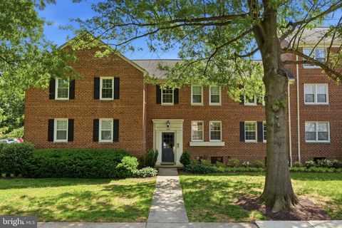 Photo of 6605 Potomac Avenue #A2, ALEXANDRIA, VA 22307 (MLS # VAFX2311514)