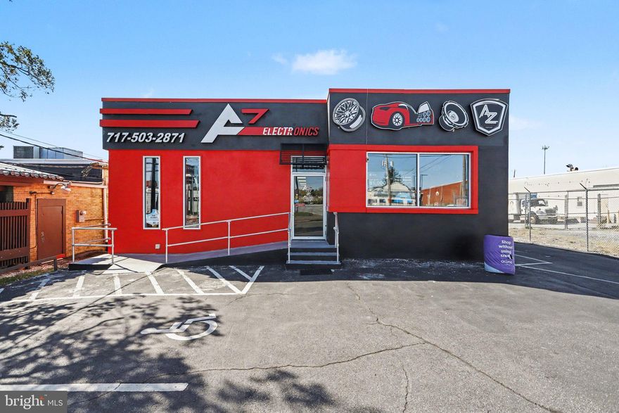 This commercial property is on Paxton St with daily traffic count of 33,000.  Retail space on 1st floor with 2 private offices and 1 1/2 bathrooms.  The bottom level has a garage and warehouse space that can have a variety of possible uses.  Ample parking with 10 spots in the front of the building and 22 spots in the rear fenced in area.   Situated on a generous 0.4-acre lot.  Property has separate electric meter on each floor.  Currently on gas meter but 2nd meter could easily be added.  Investors can capitalize on the property's versatility, whether for leasing, redevelopment, or long-term appreciation. The absence of water-related features allows for a broader range of potential uses, catering to various commercial needs. This property is poised for growth in a dynamic market, making it an ideal addition to any investment portfolio. Explore the possibilities and secure your financial future with this promising asset.