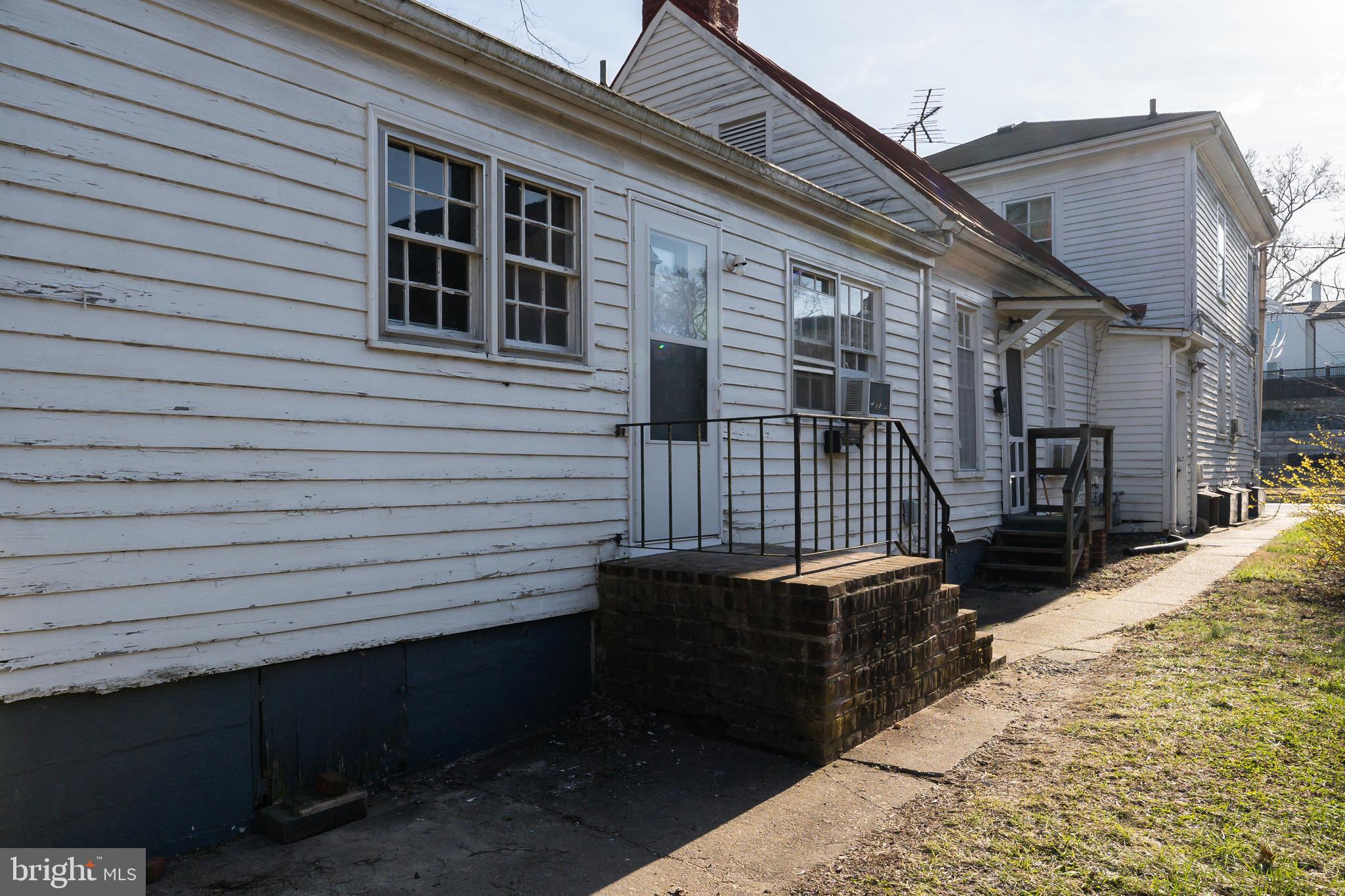 CITY OF FREDERICKSBURG - Residential Lease