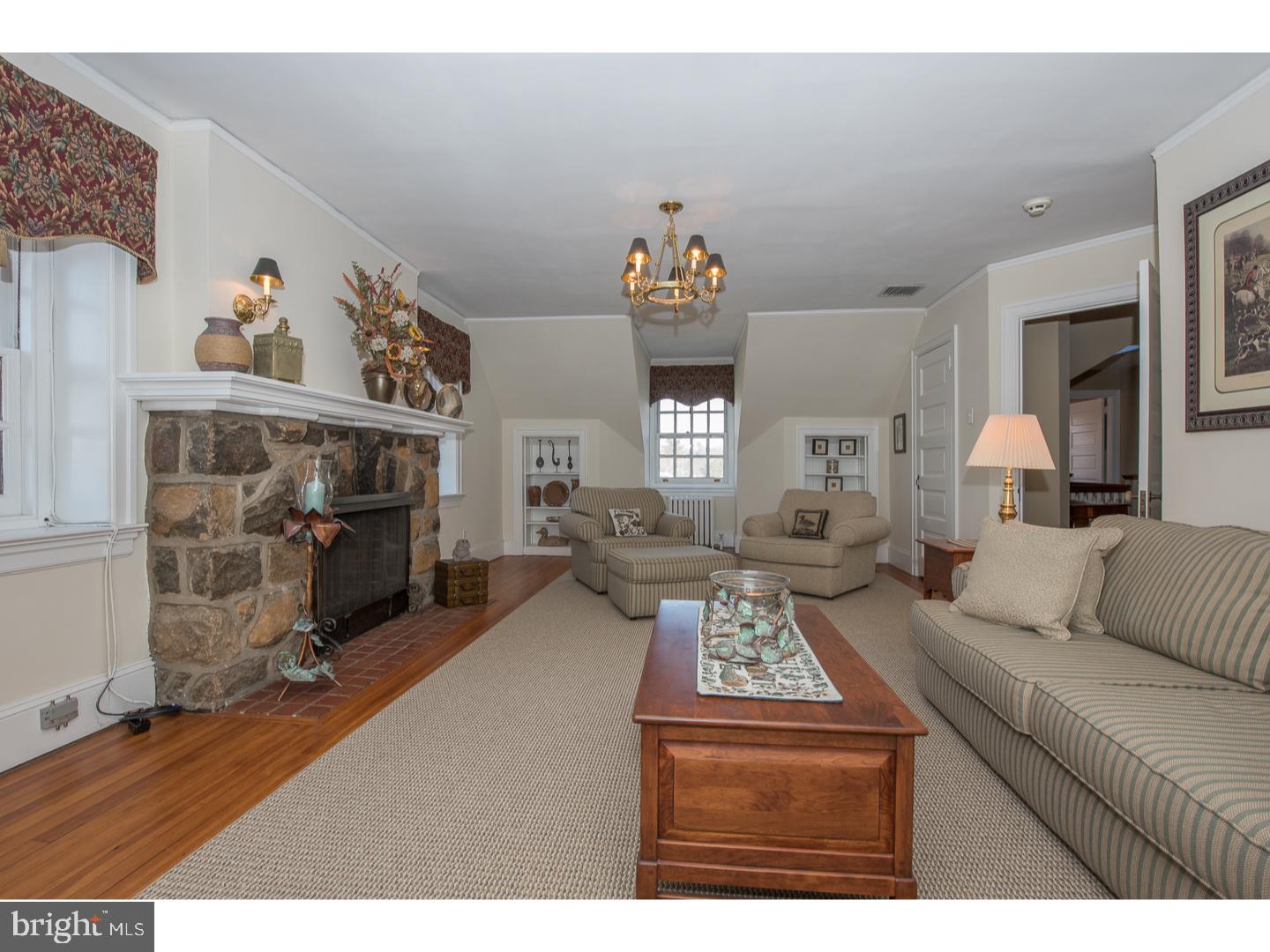 SOUTH WAYNE - Residential