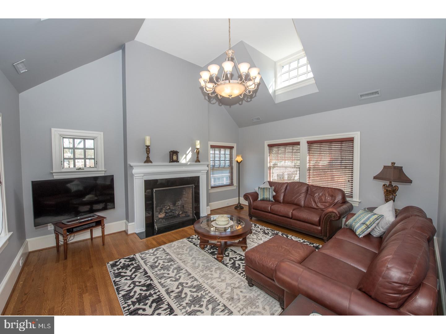 SOUTH WAYNE - Residential