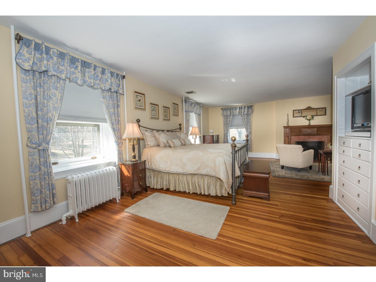 SOUTH WAYNE - Residential