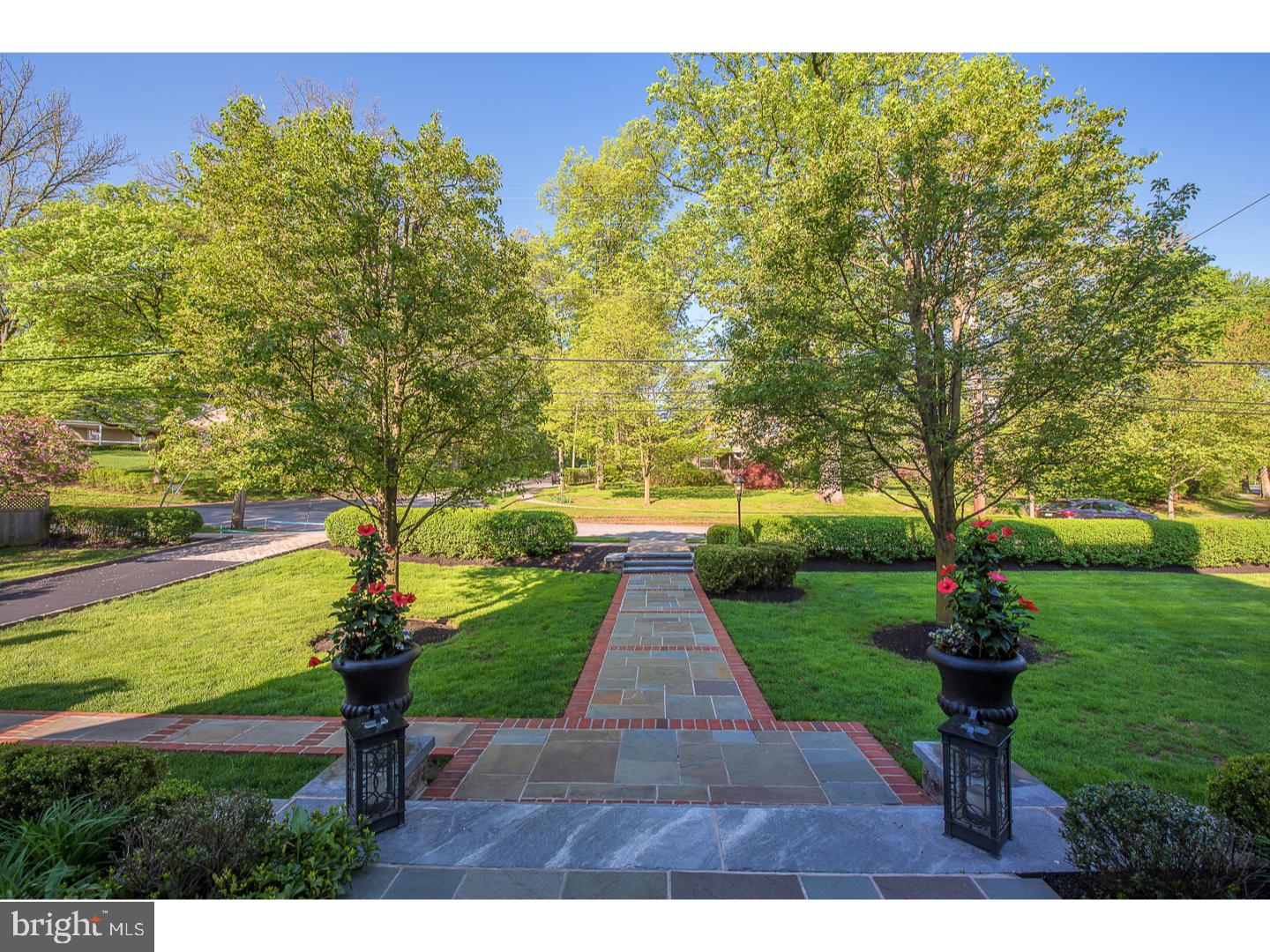 SOUTH WAYNE - Residential