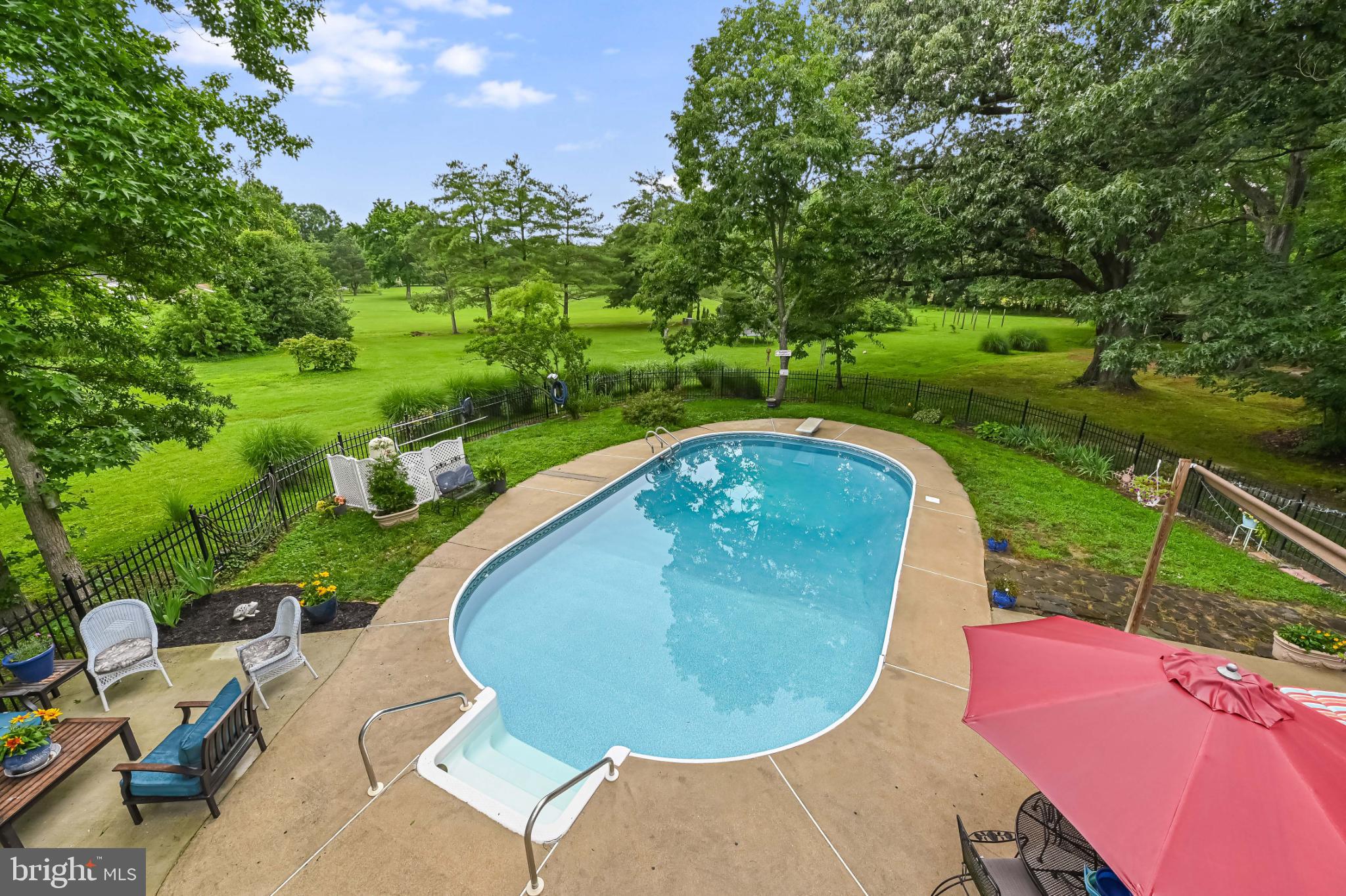 ARCADIA SHORES - Residential