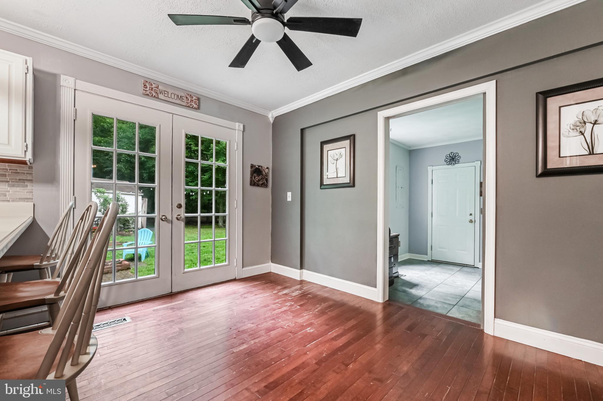 ARCADIA SHORES - Residential