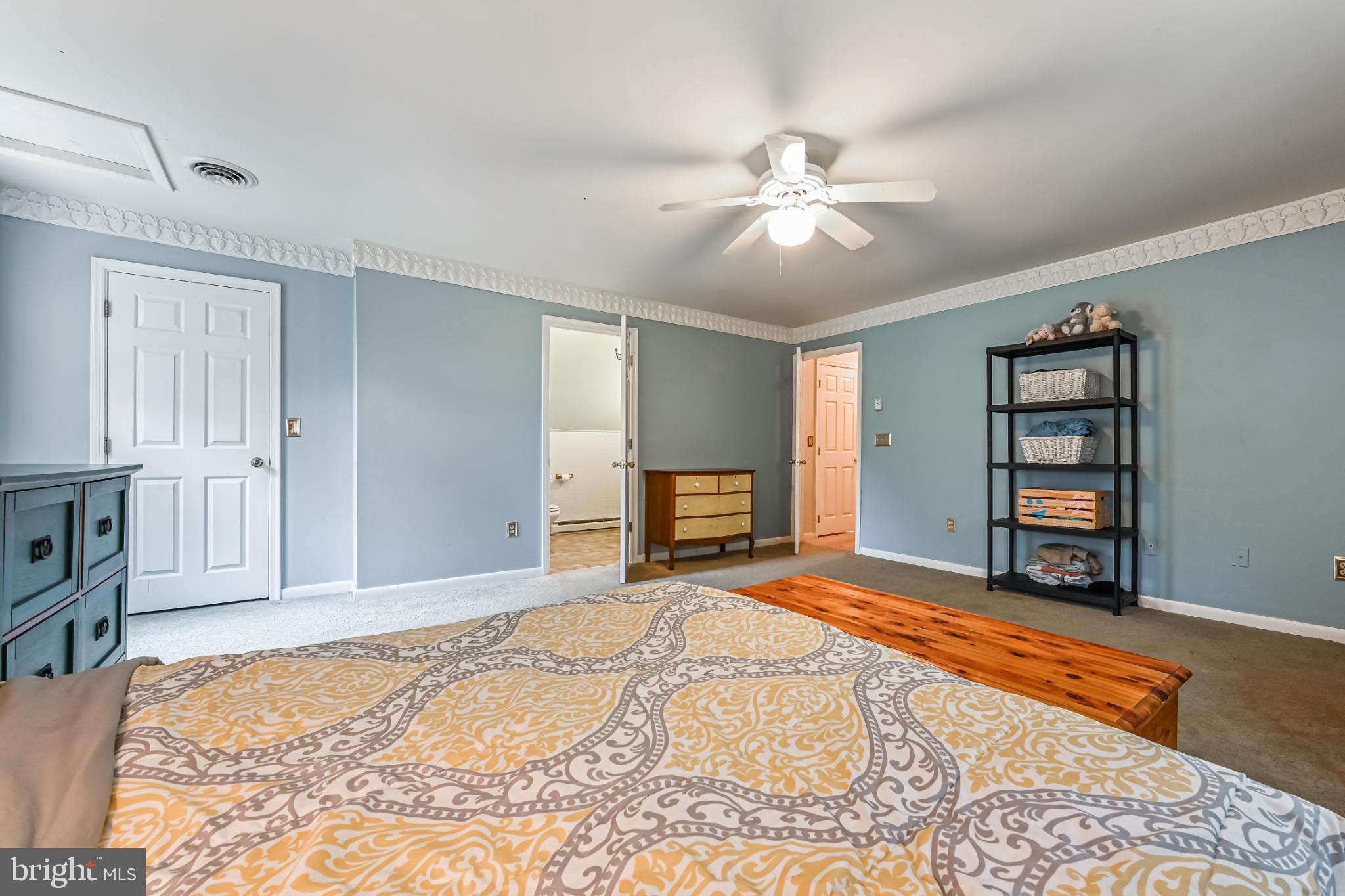 ARCADIA SHORES - Residential