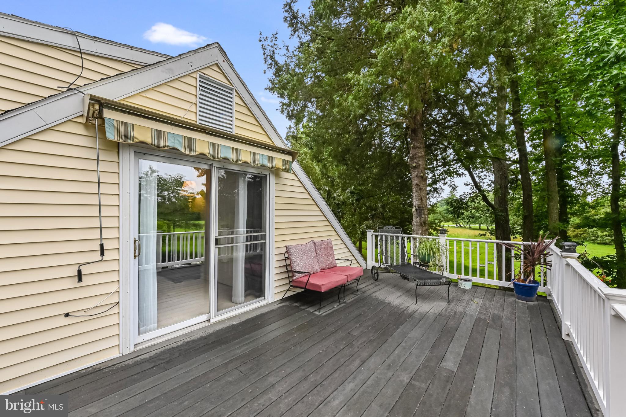 ARCADIA SHORES - Residential