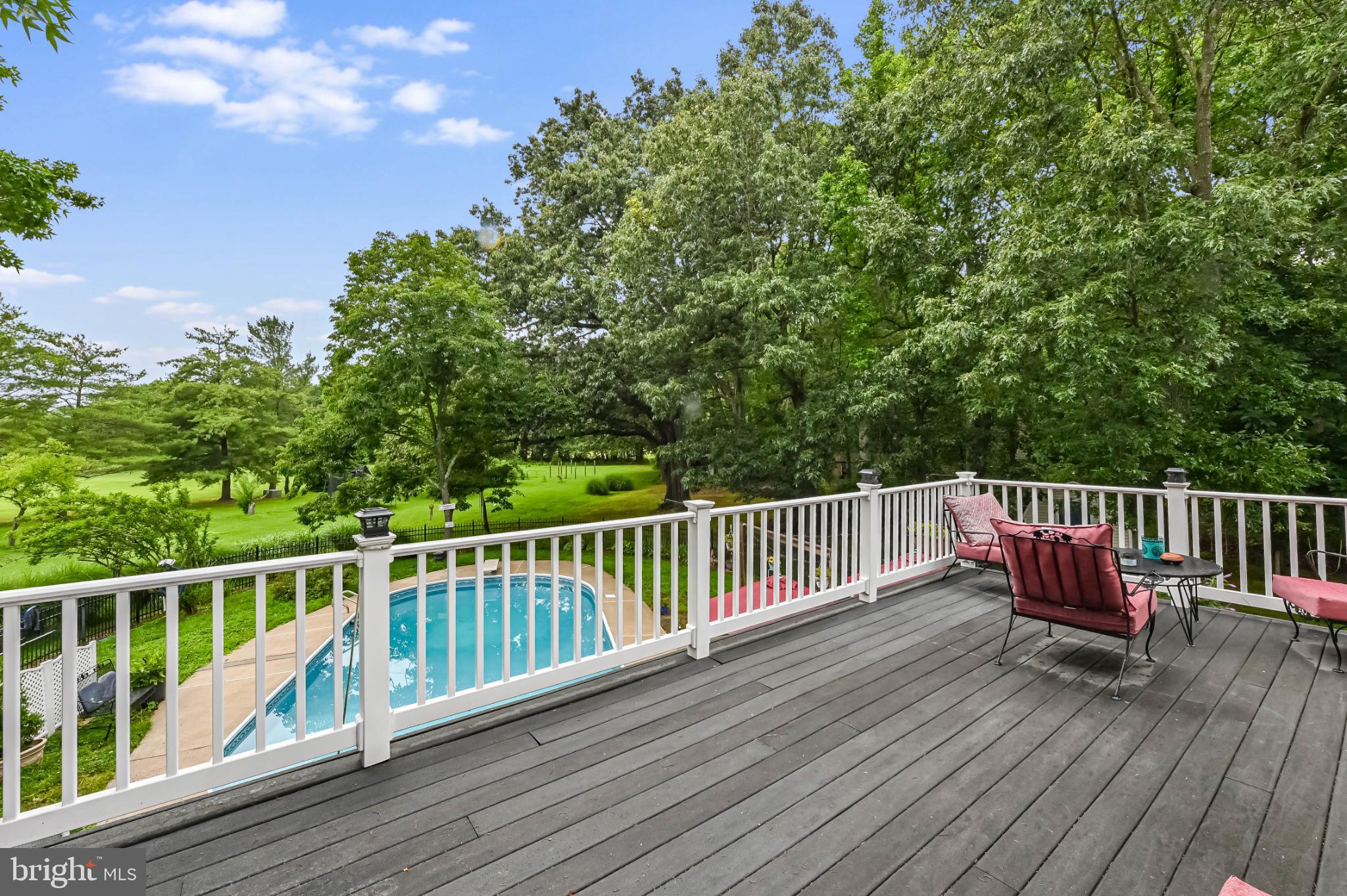 ARCADIA SHORES - Residential