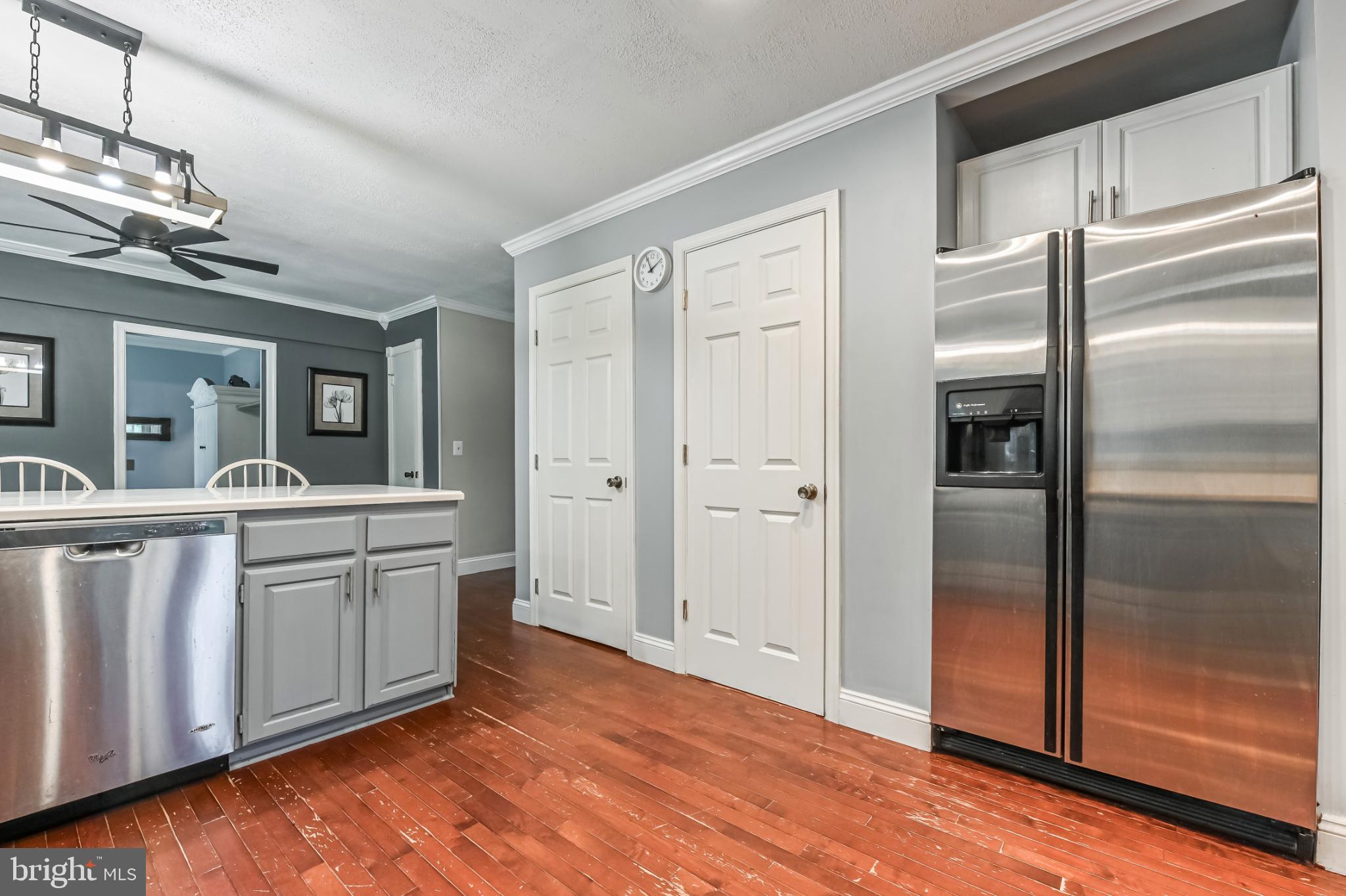 ARCADIA SHORES - Residential