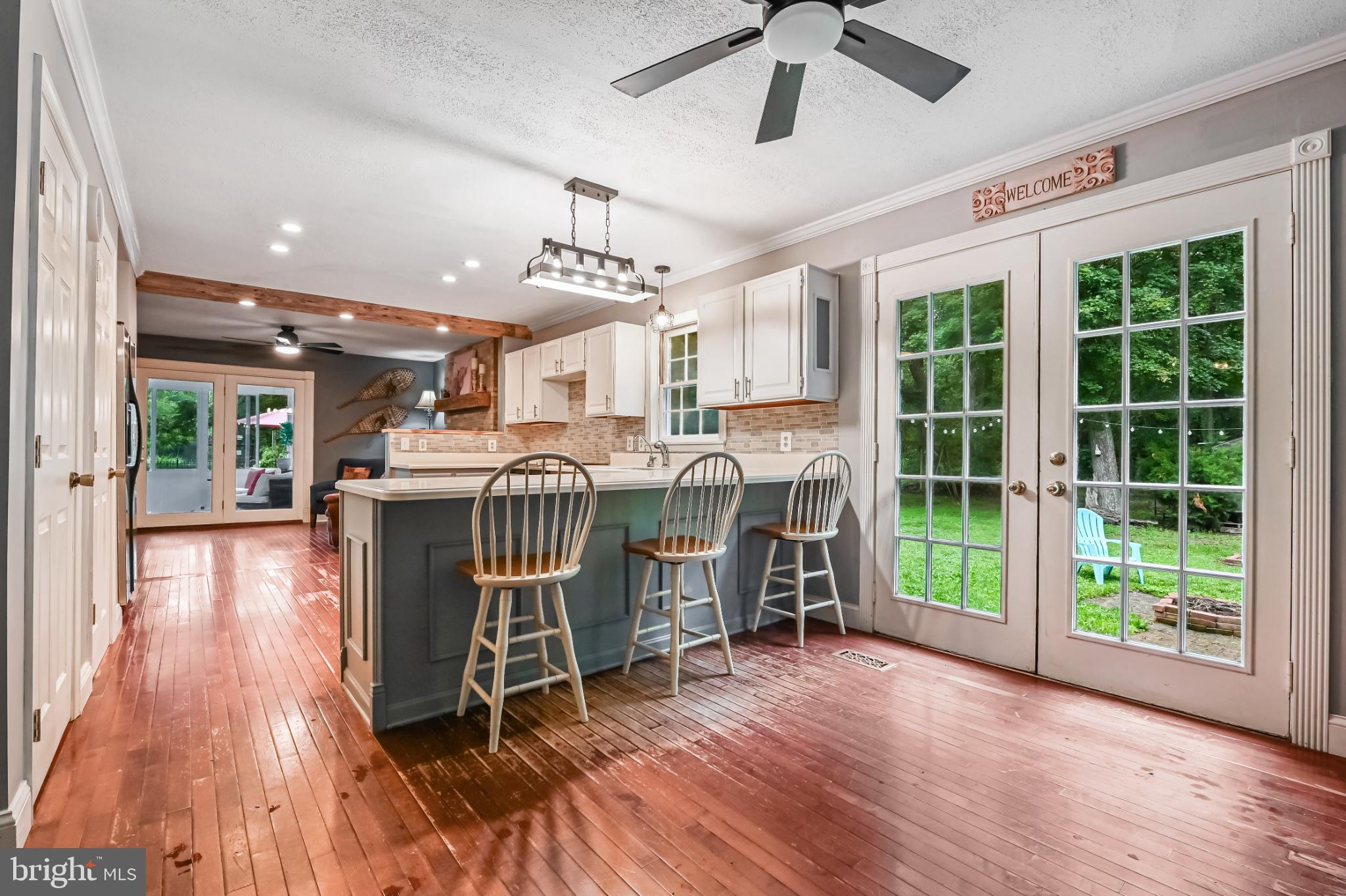 ARCADIA SHORES - Residential