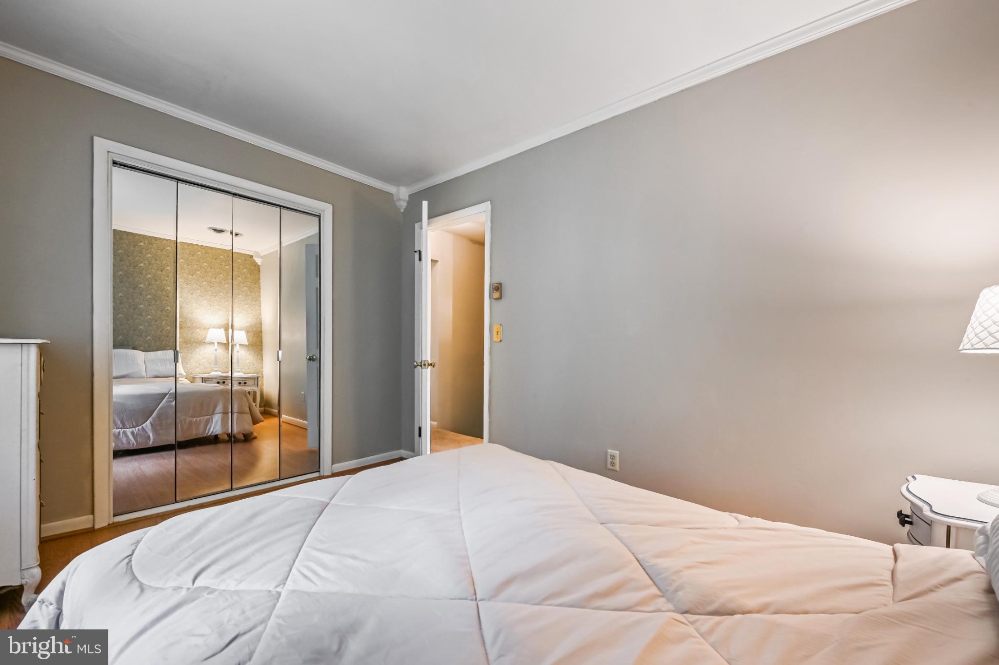 ARCADIA SHORES - Residential