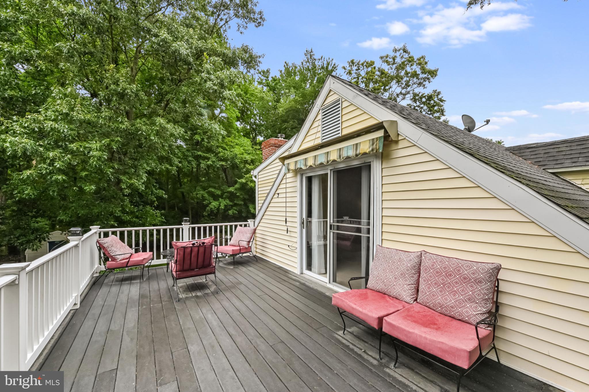 ARCADIA SHORES - Residential