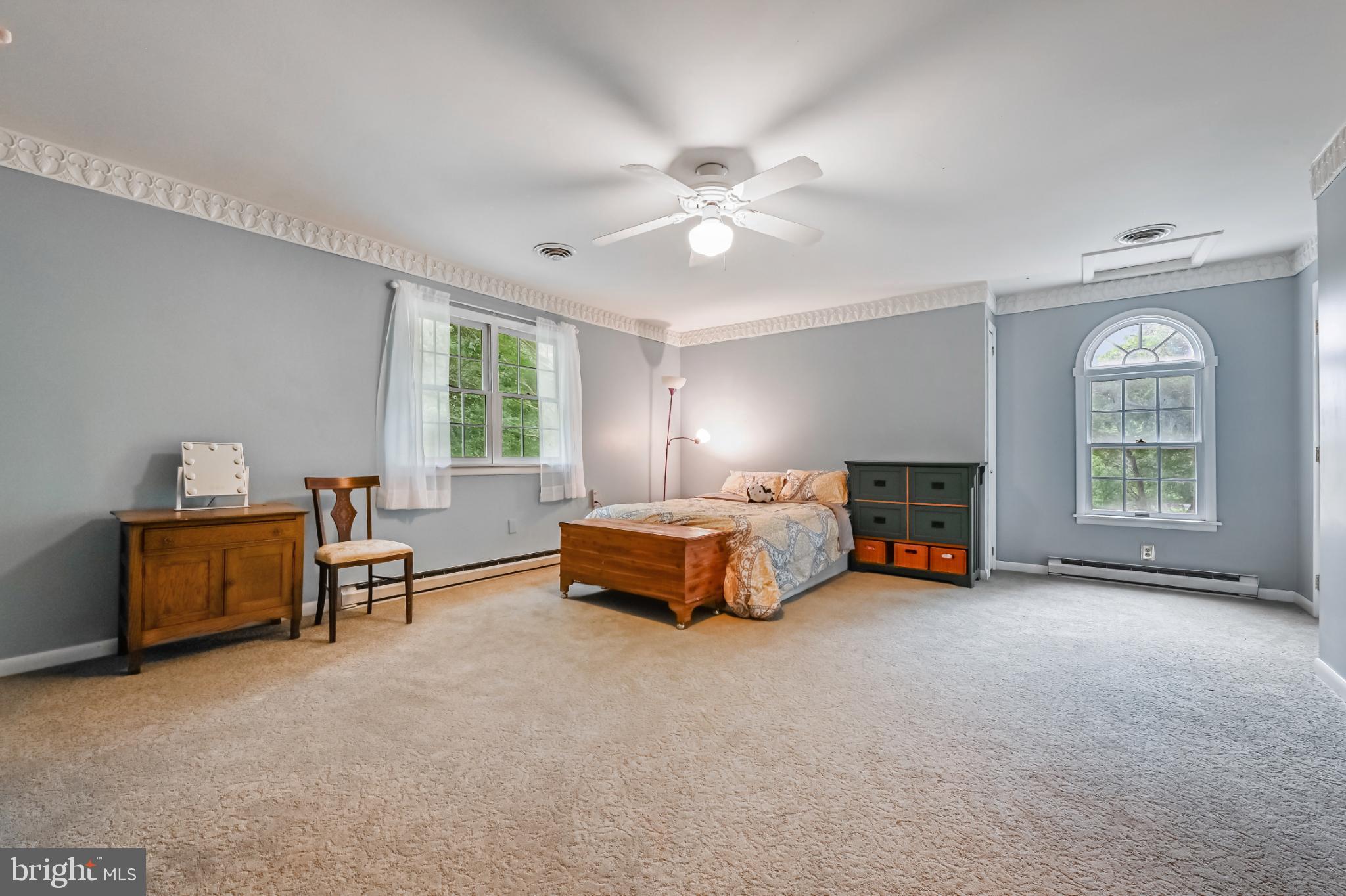 ARCADIA SHORES - Residential