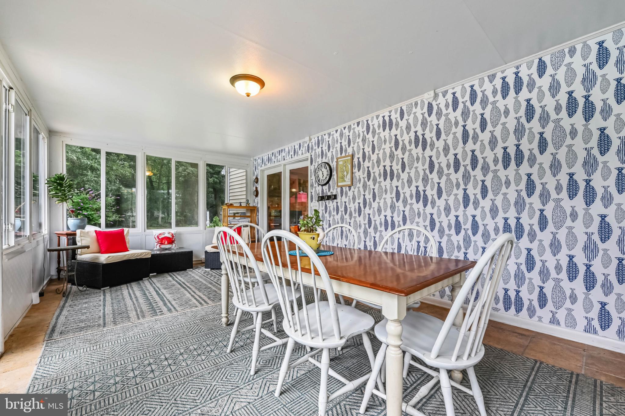 ARCADIA SHORES - Residential