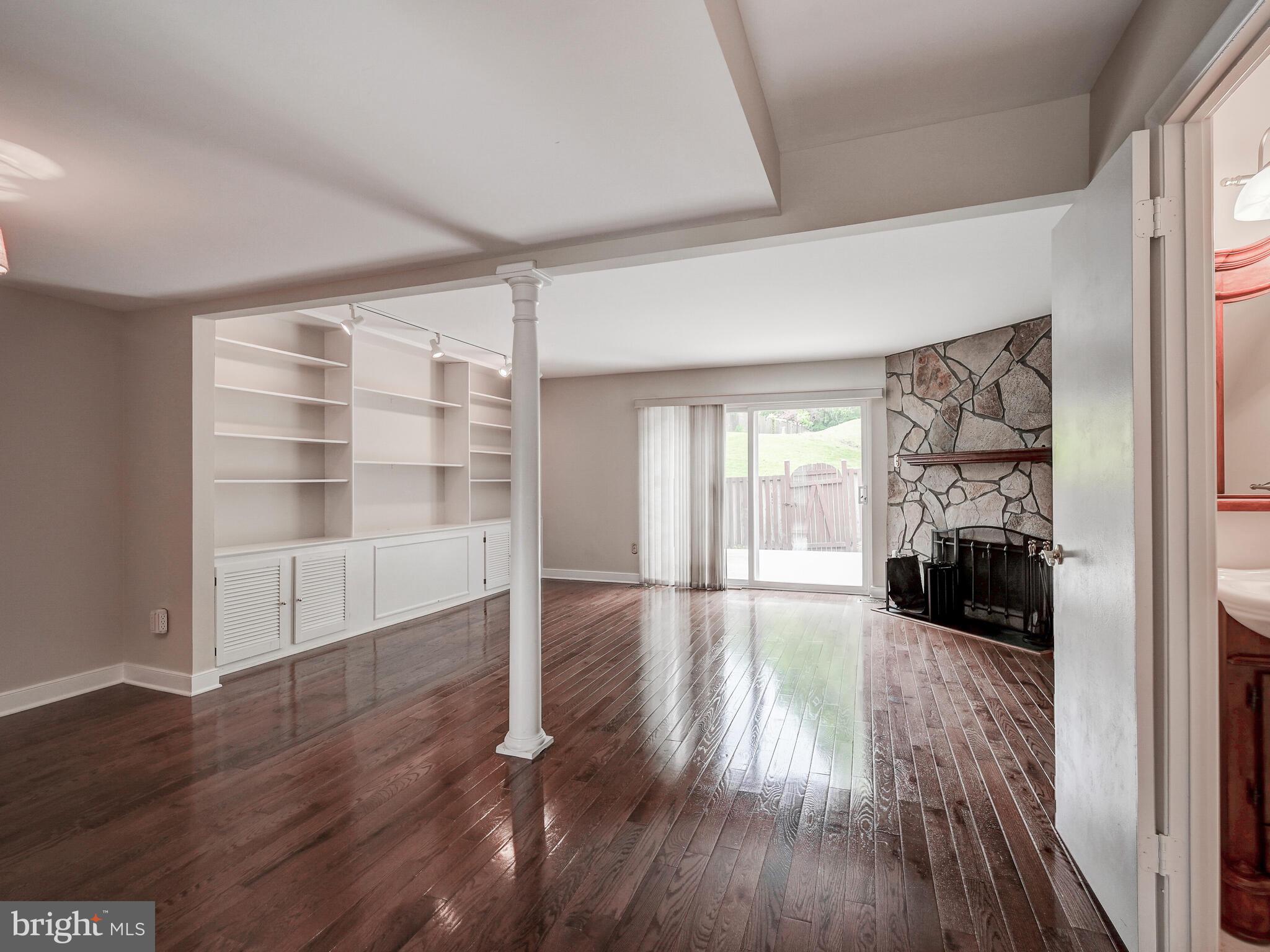 MAYS CHAPEL VILLAGE - Residential