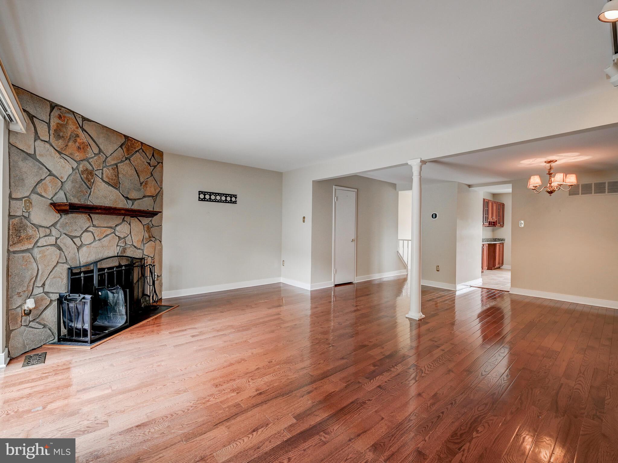 MAYS CHAPEL VILLAGE - Residential