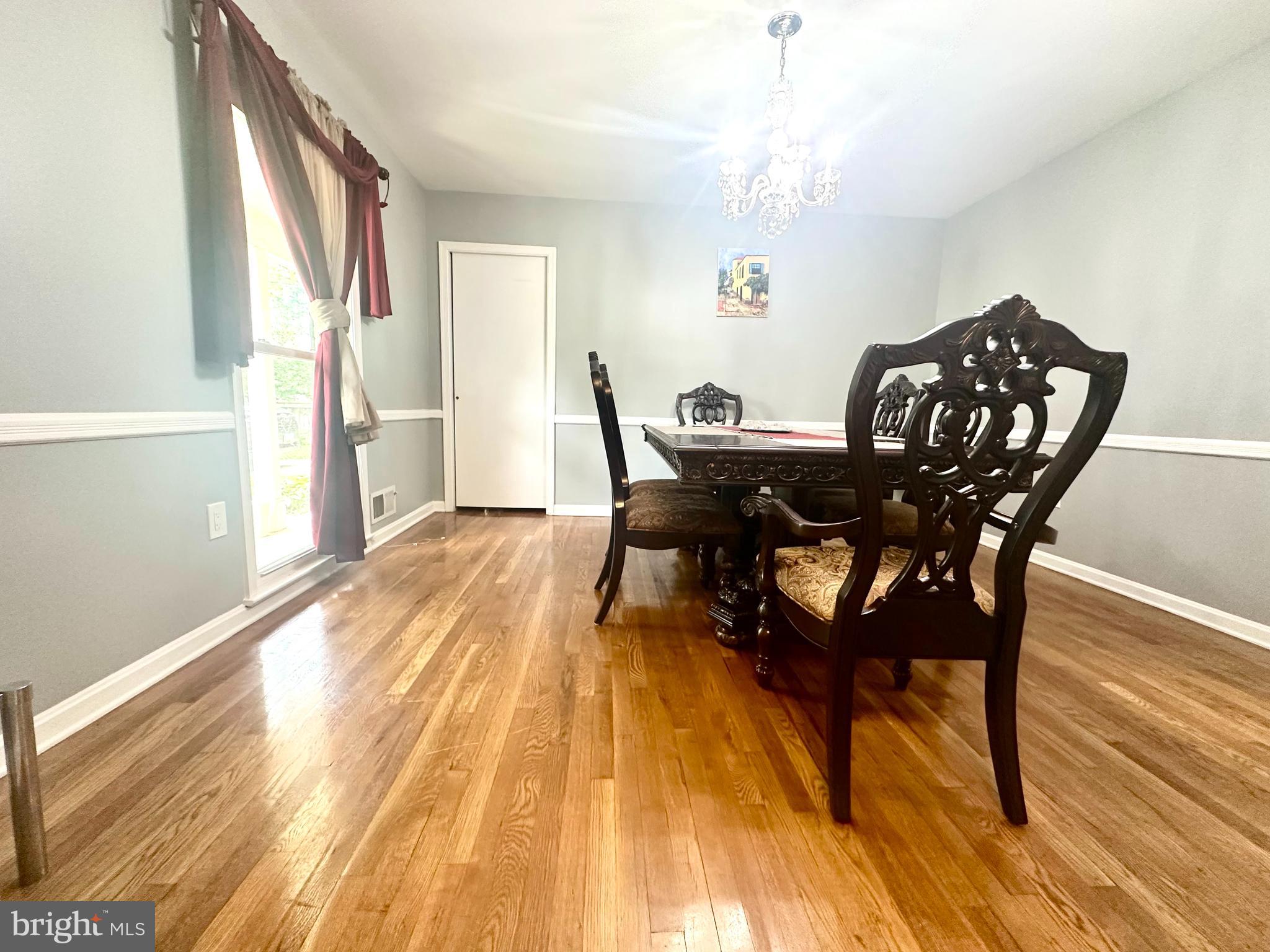 ADELPHI FOREST - Residential