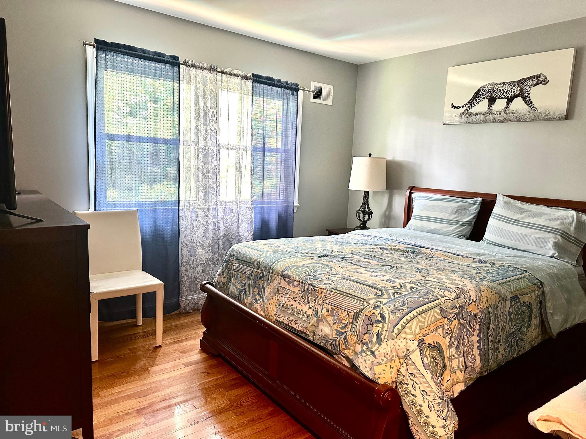 ADELPHI FOREST - Residential