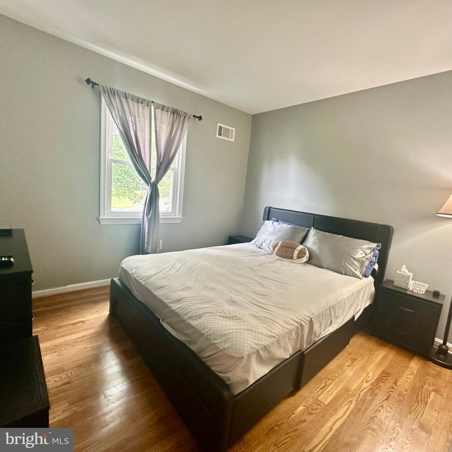 ADELPHI FOREST - Residential