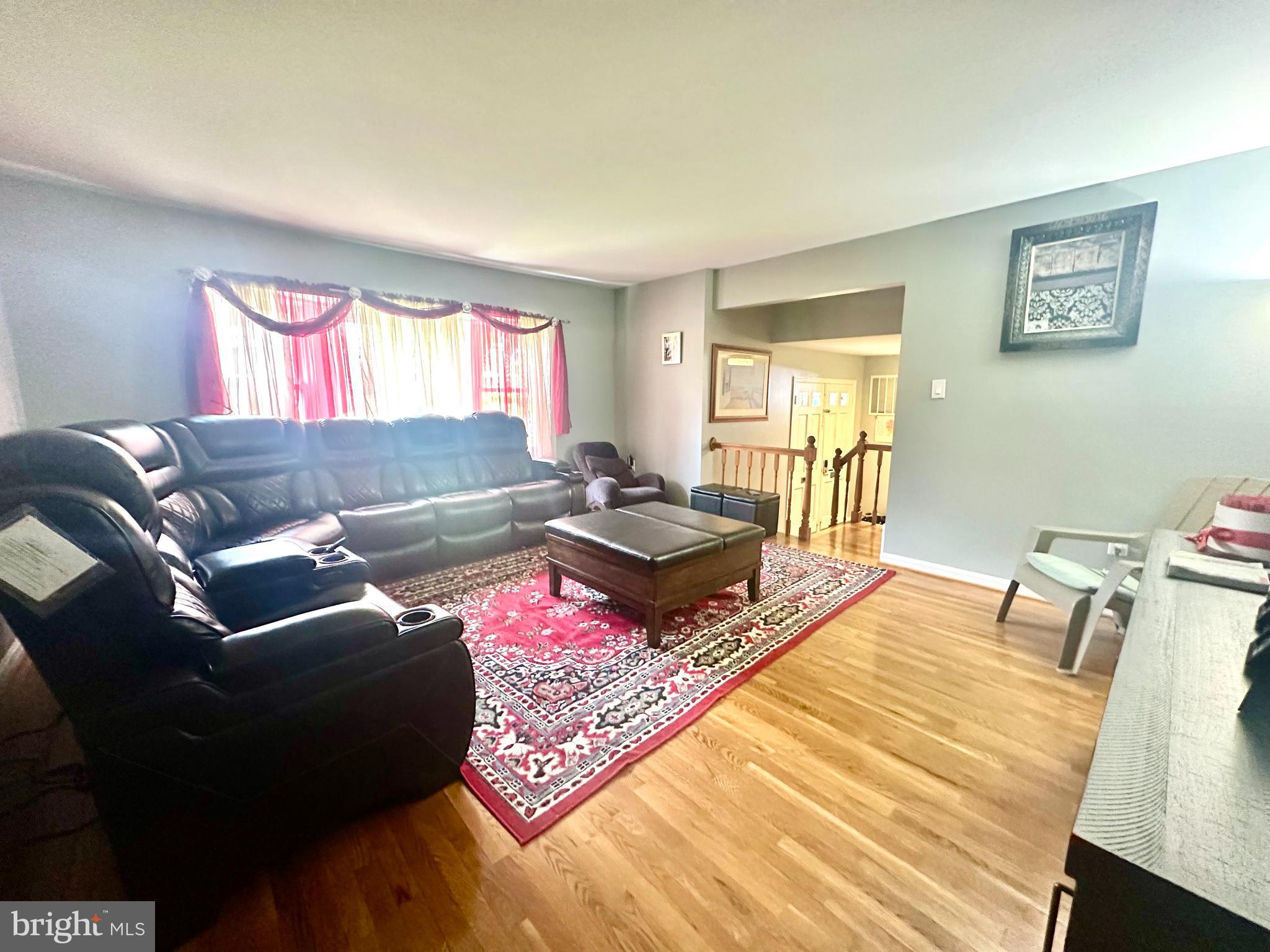 ADELPHI FOREST - Residential