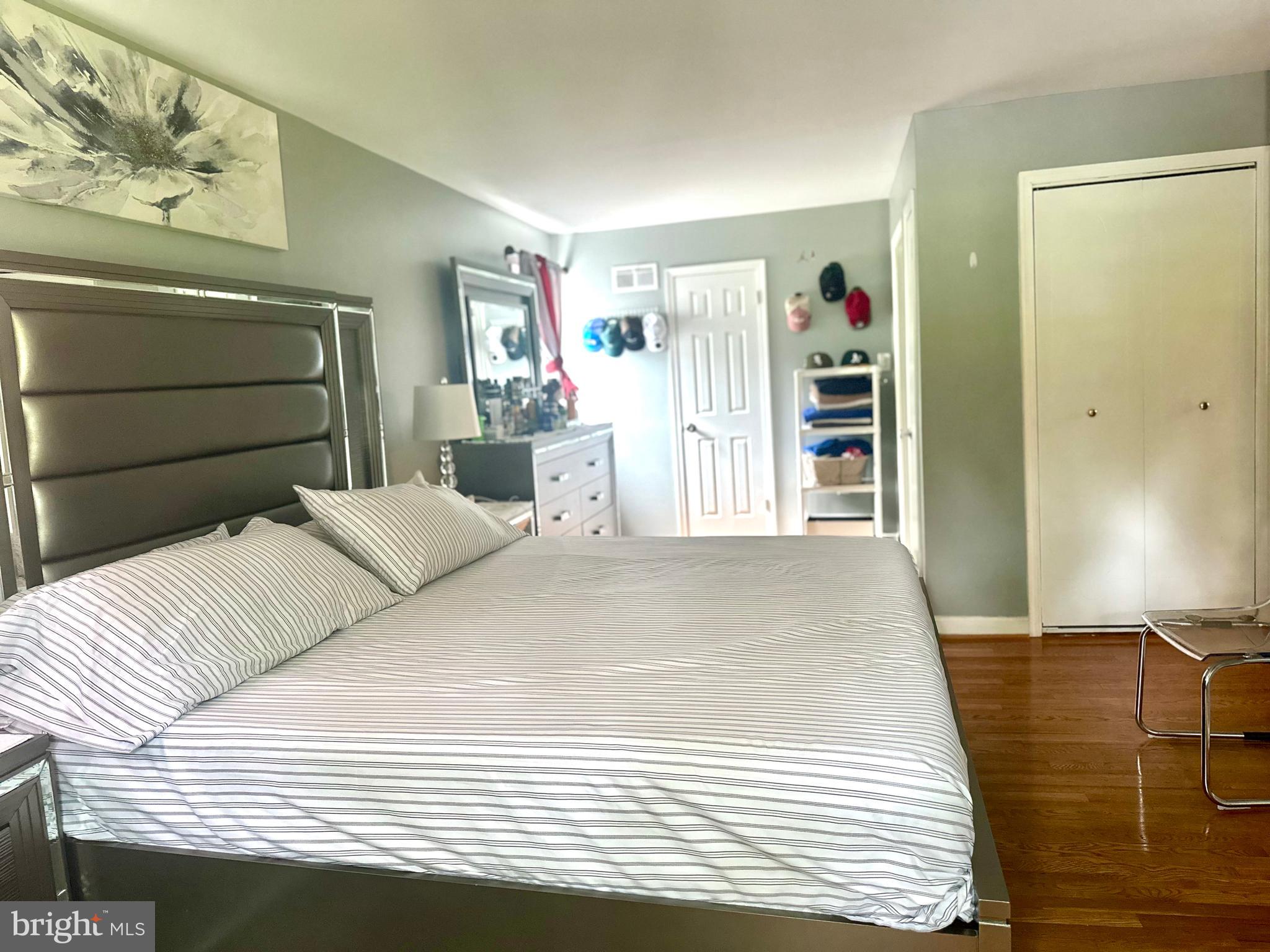 ADELPHI FOREST - Residential