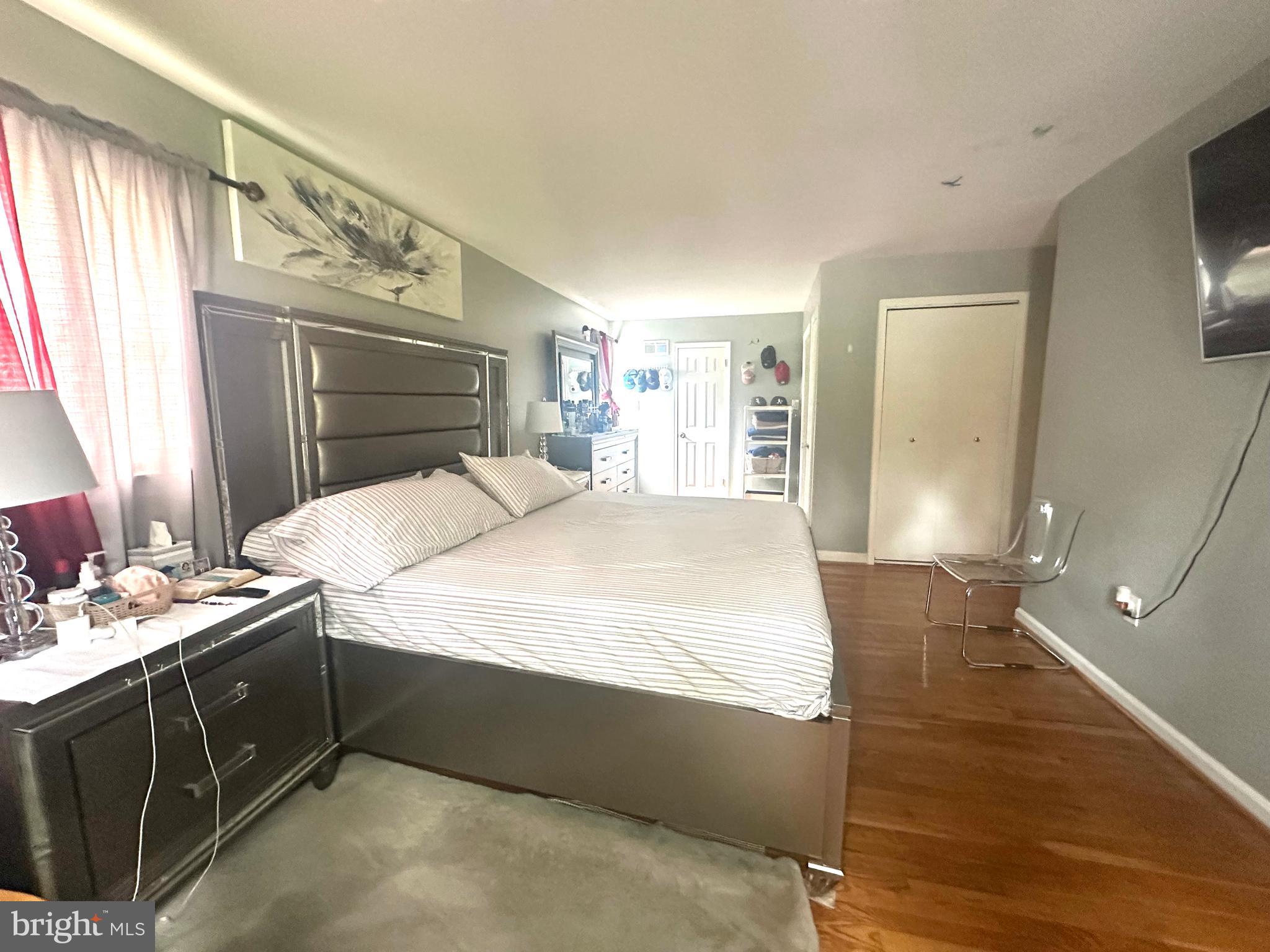 ADELPHI FOREST - Residential