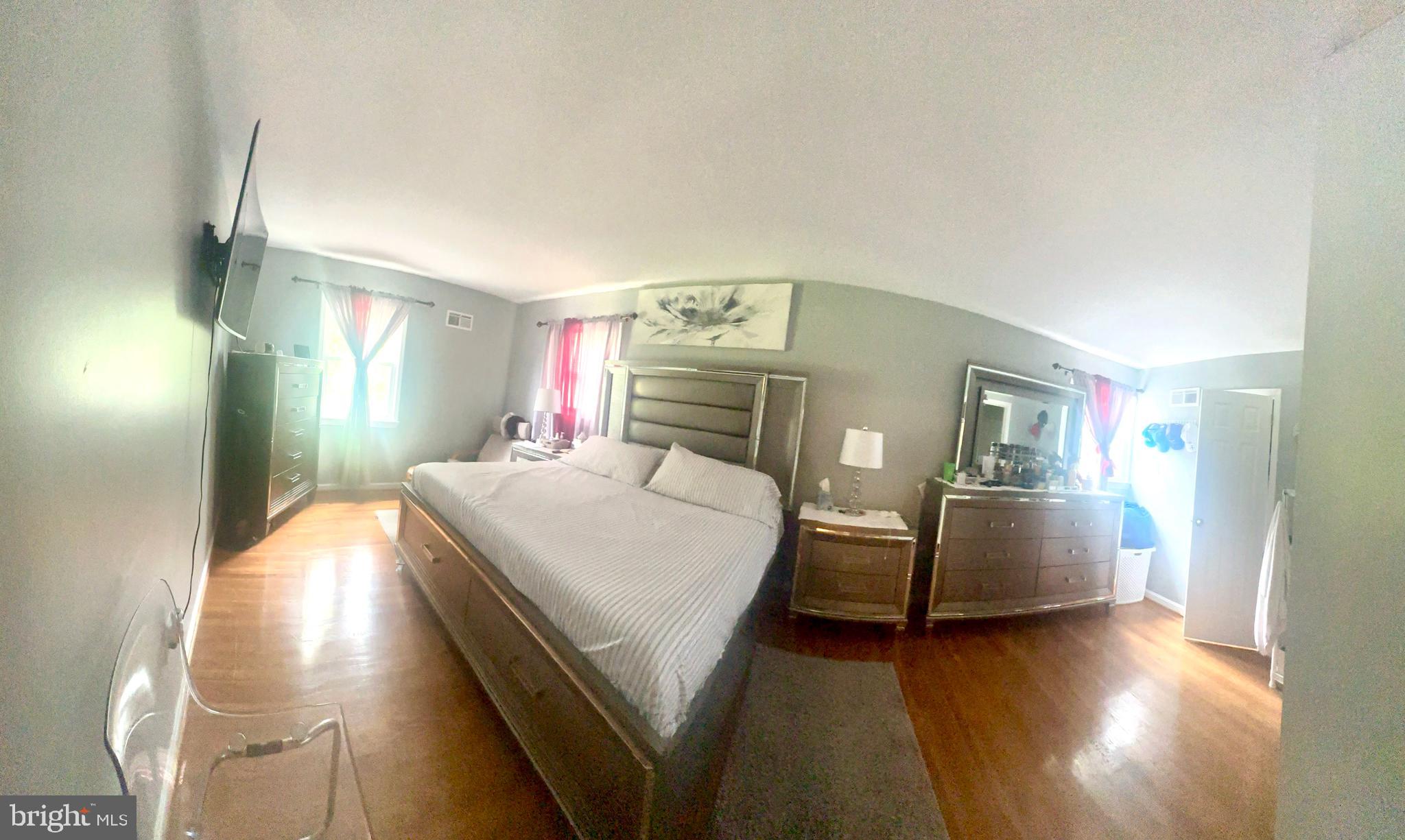 ADELPHI FOREST - Residential