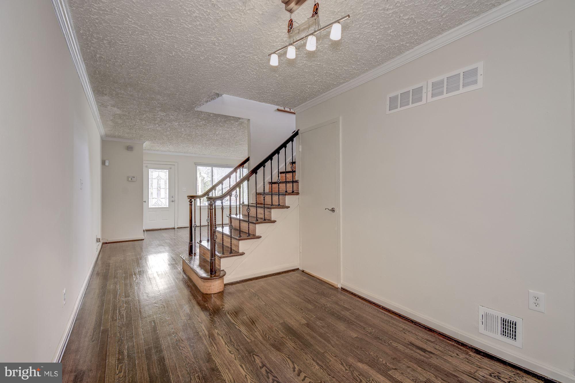 OXON RUN HILLS - Residential