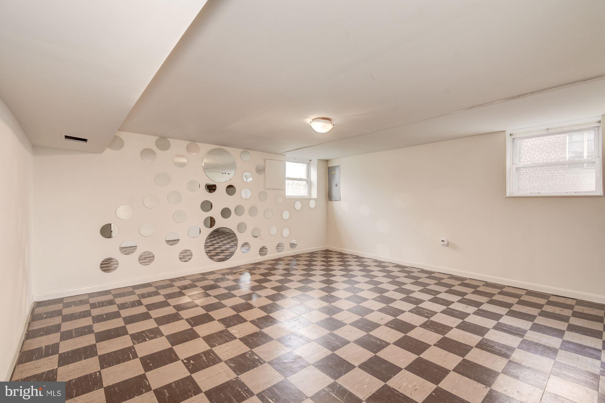 OXON RUN HILLS - Residential