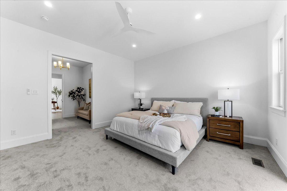 KNOXLYN FARM - Residential